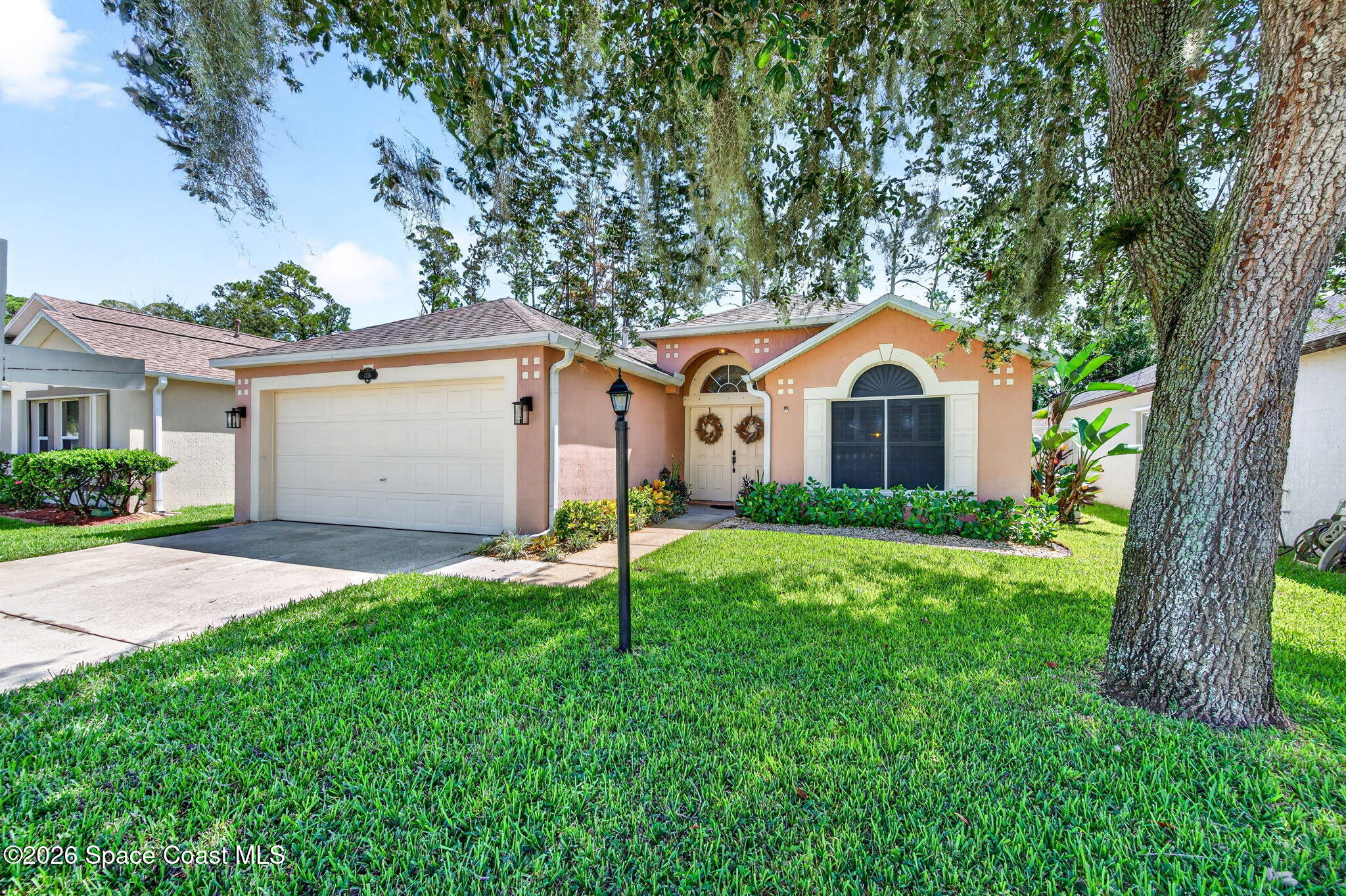 1716 Vista Lake Circle — photo