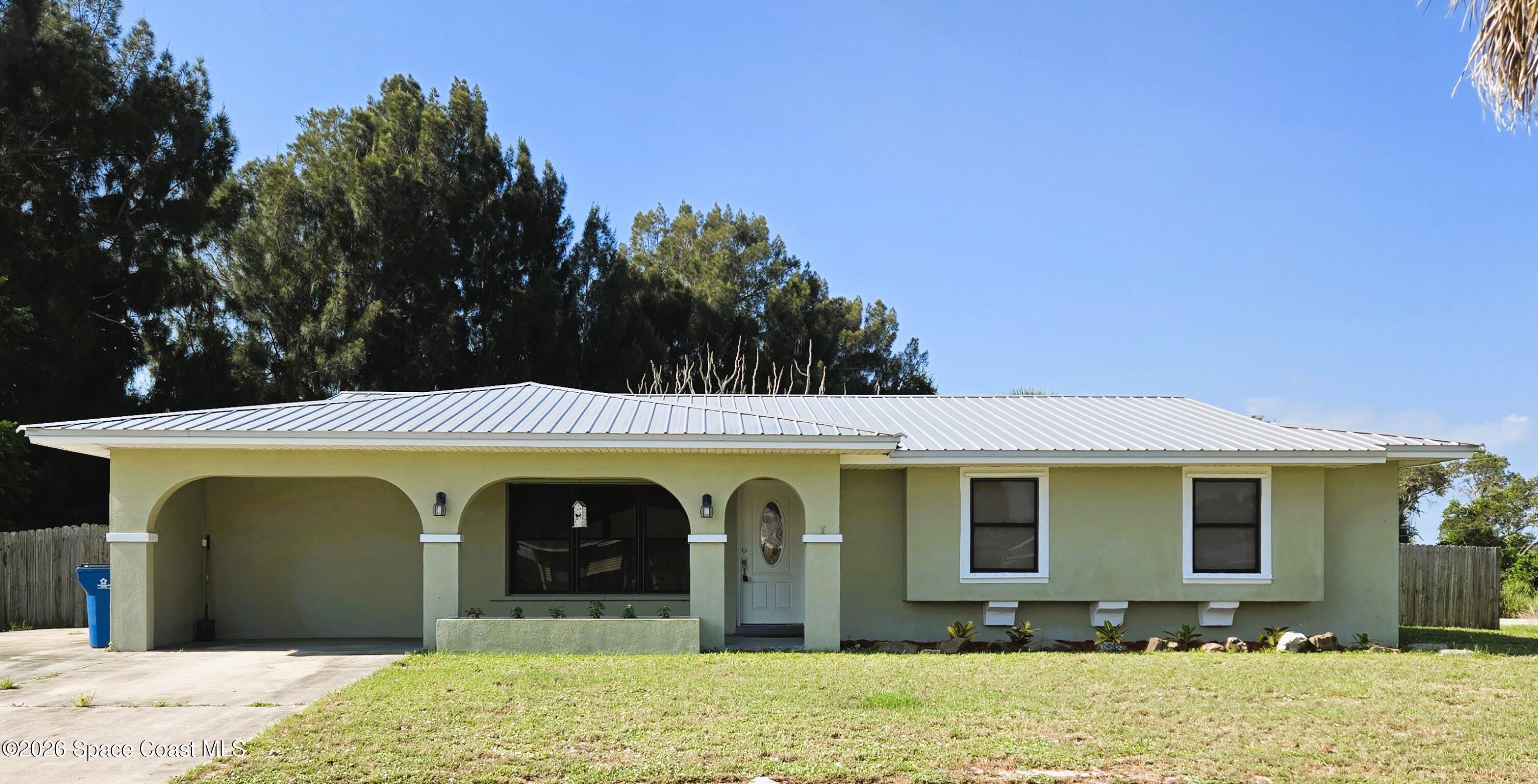 940 Bacon Circle NE — photo