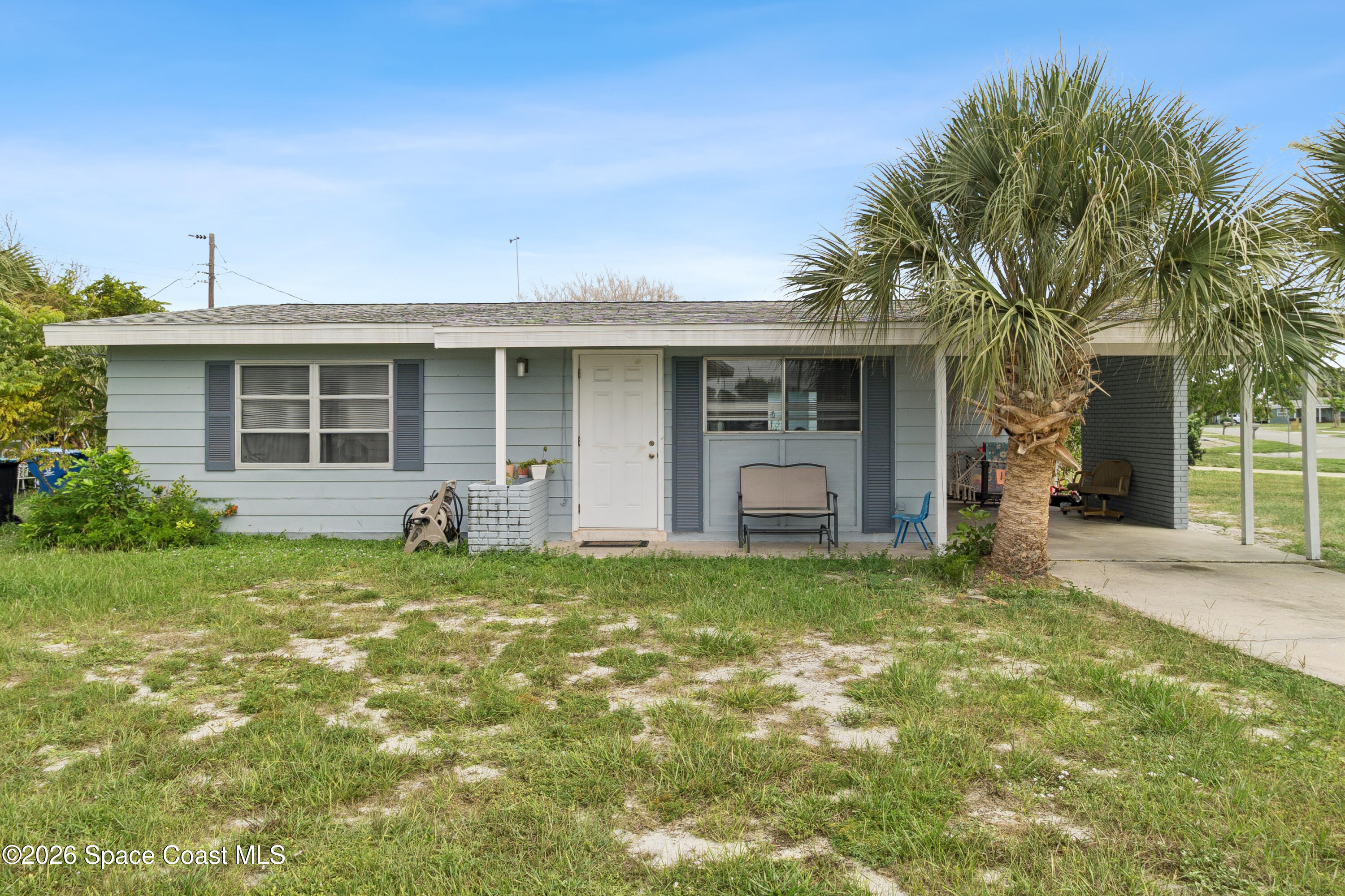 784 Badger Drive NE — photo