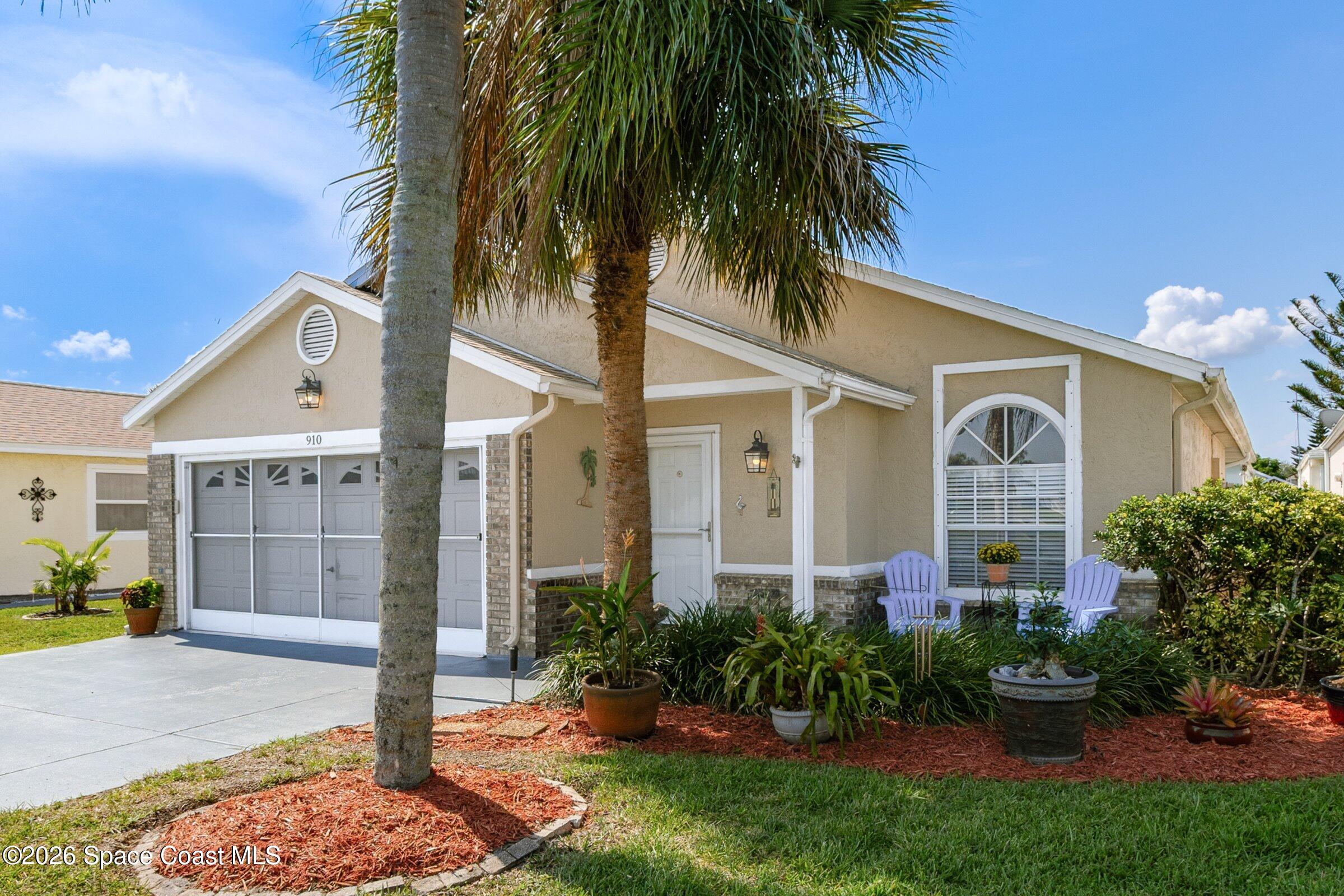 910 Cross Lake Drive — photo
