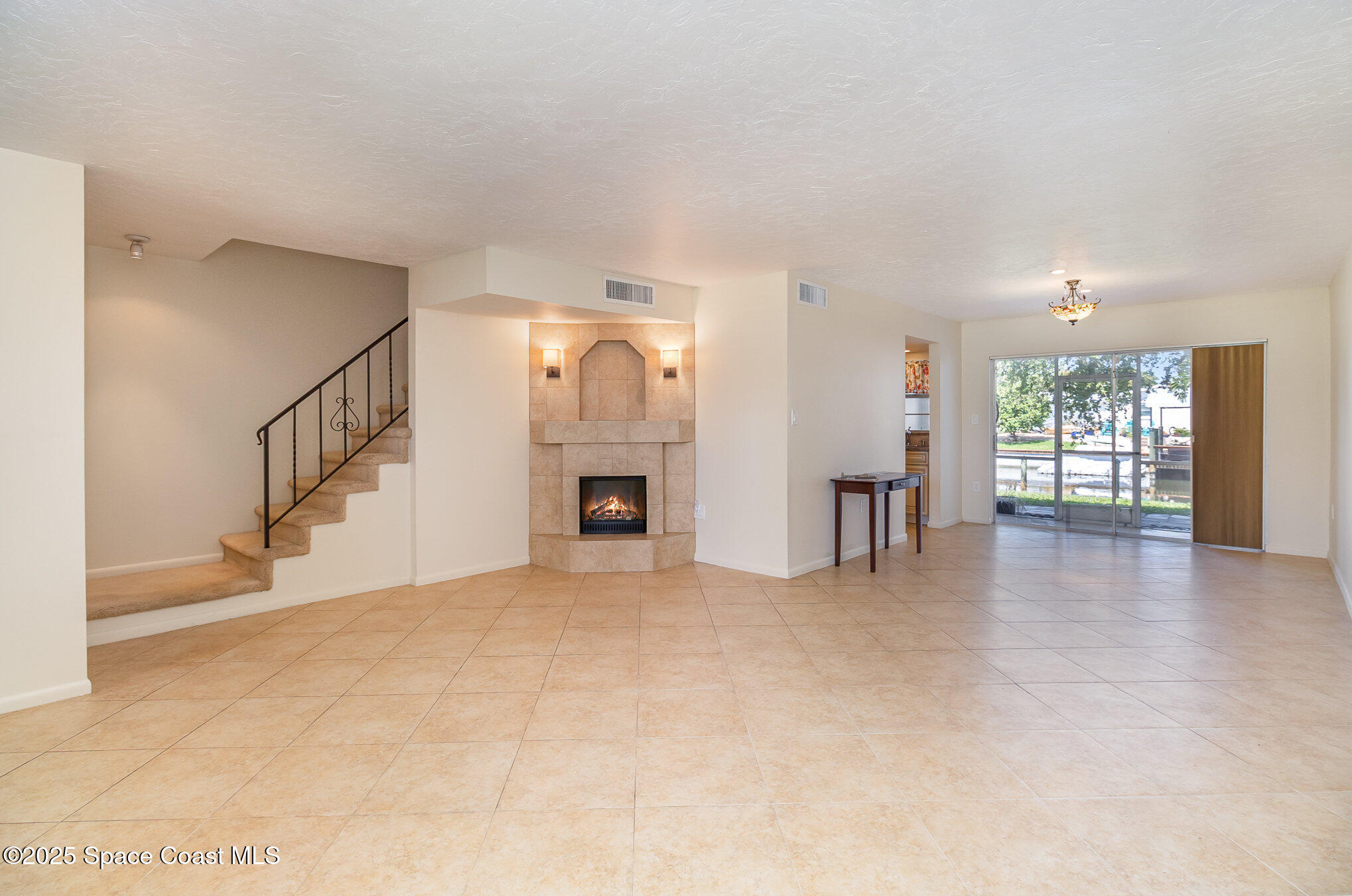 446 Blue Jay Lane — photo