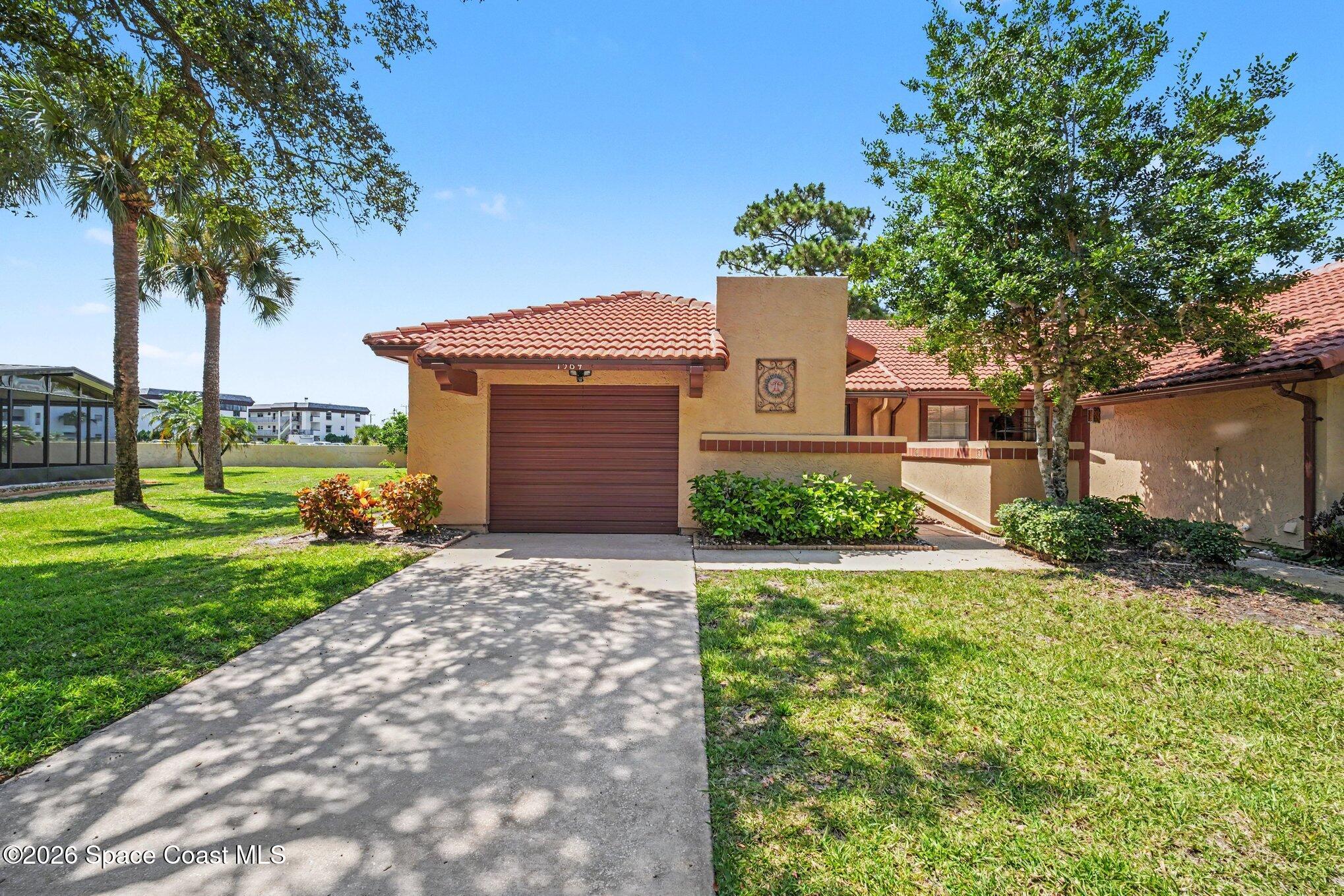 1564 Waldorf Circle NE — photo