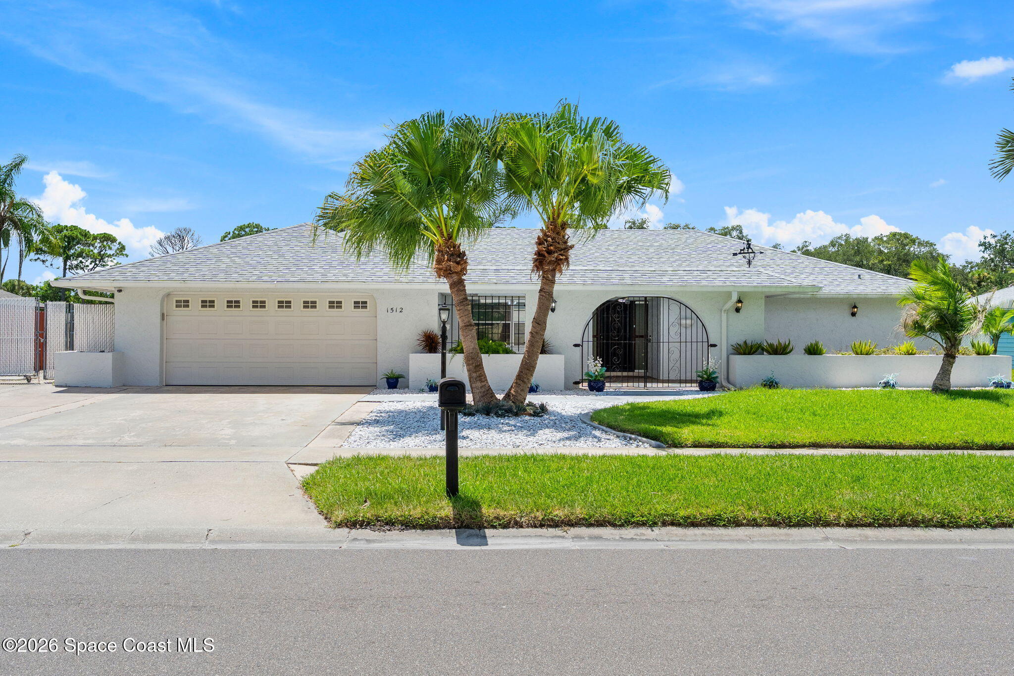 1512 Meadowbrook Road NE — photo