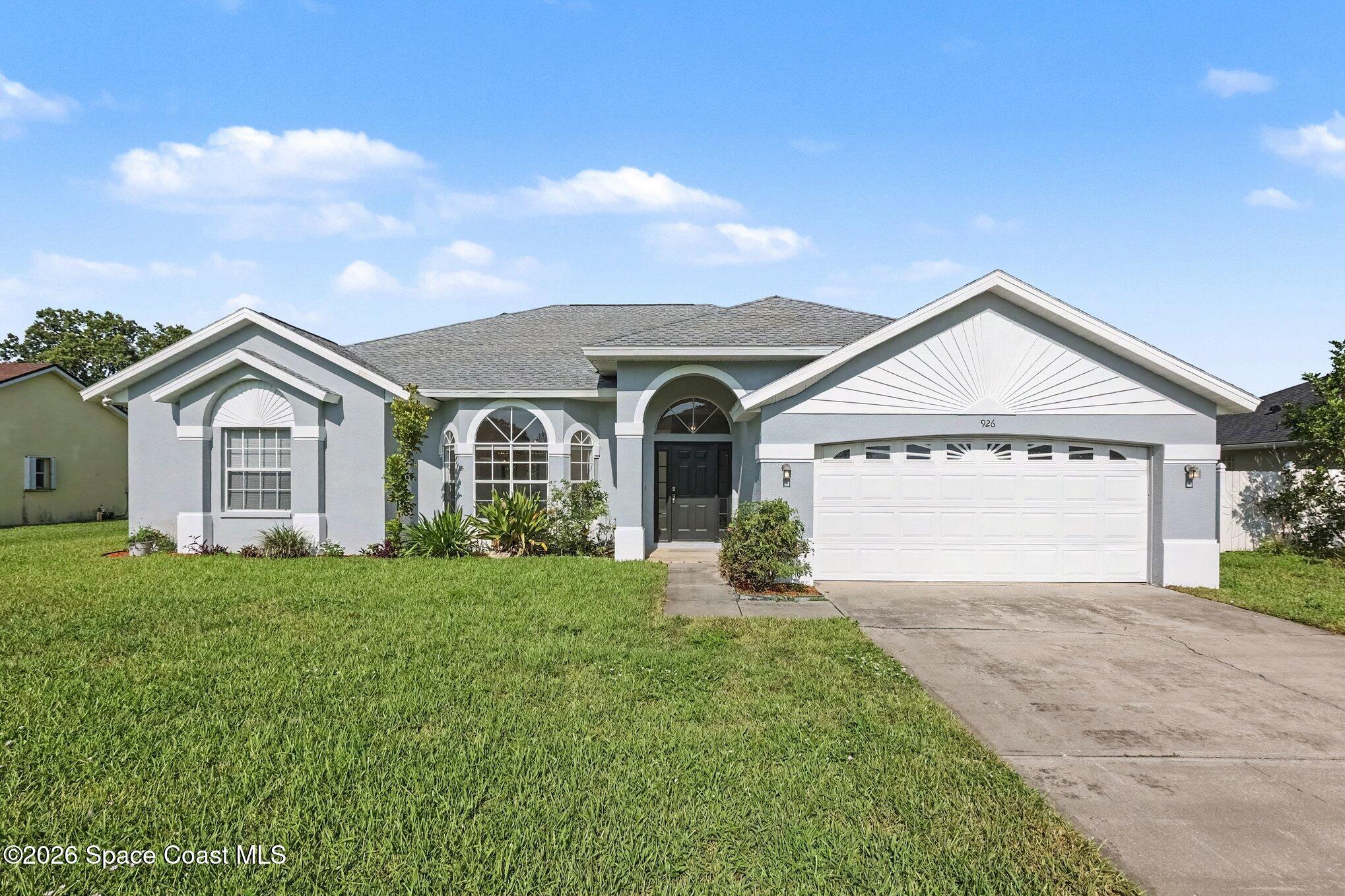 926 Pine Walk Court NE — photo