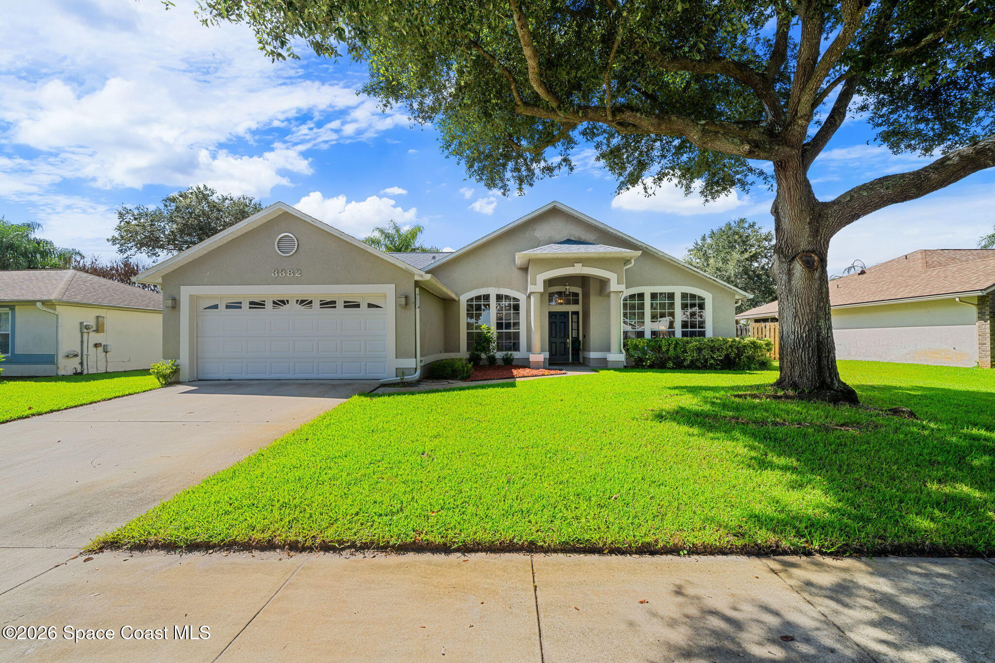 3382 Lake View Circle — photo