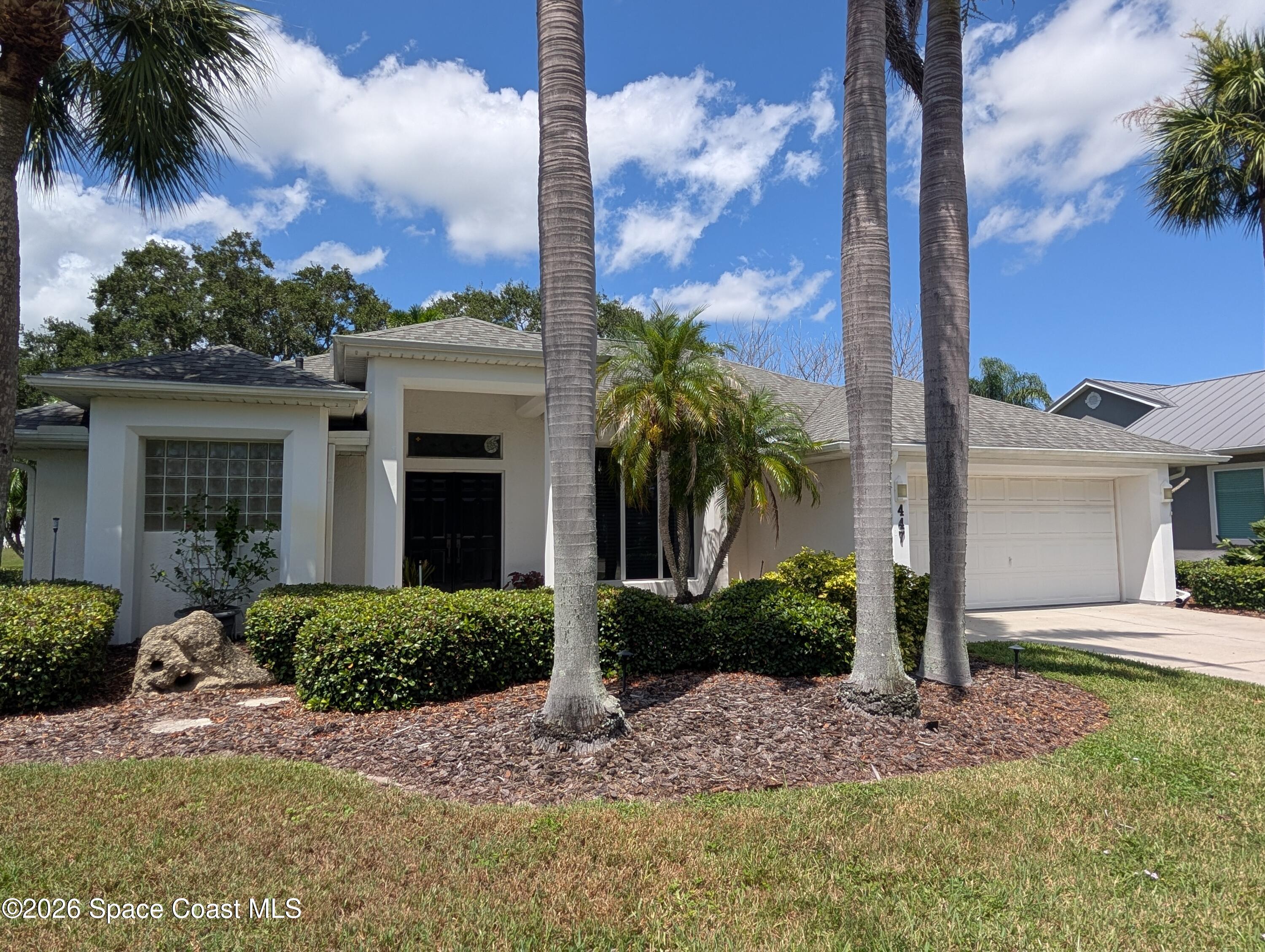 447 Lake Victoria Circle — photo