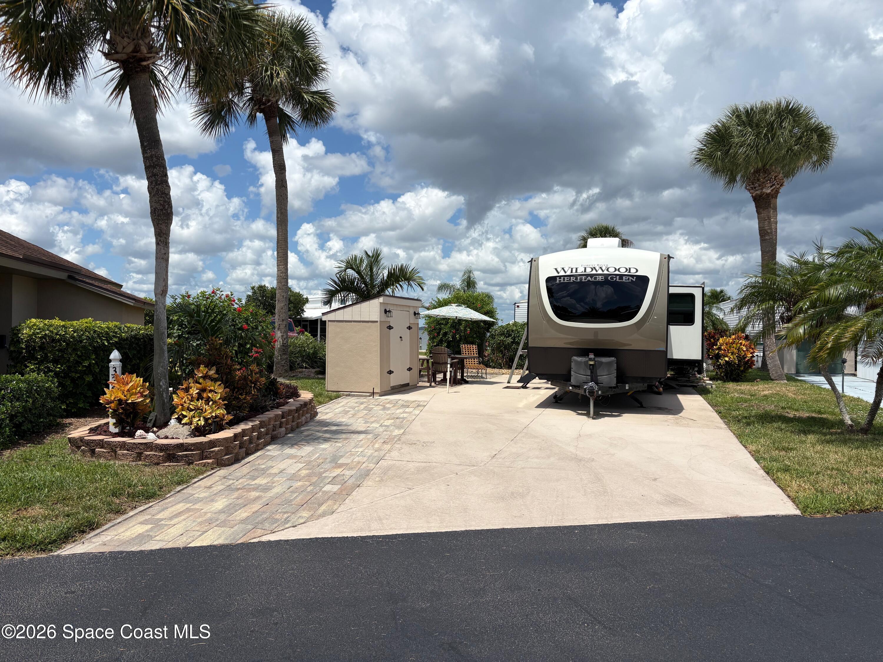3293 Dockside Lane 62 — photo