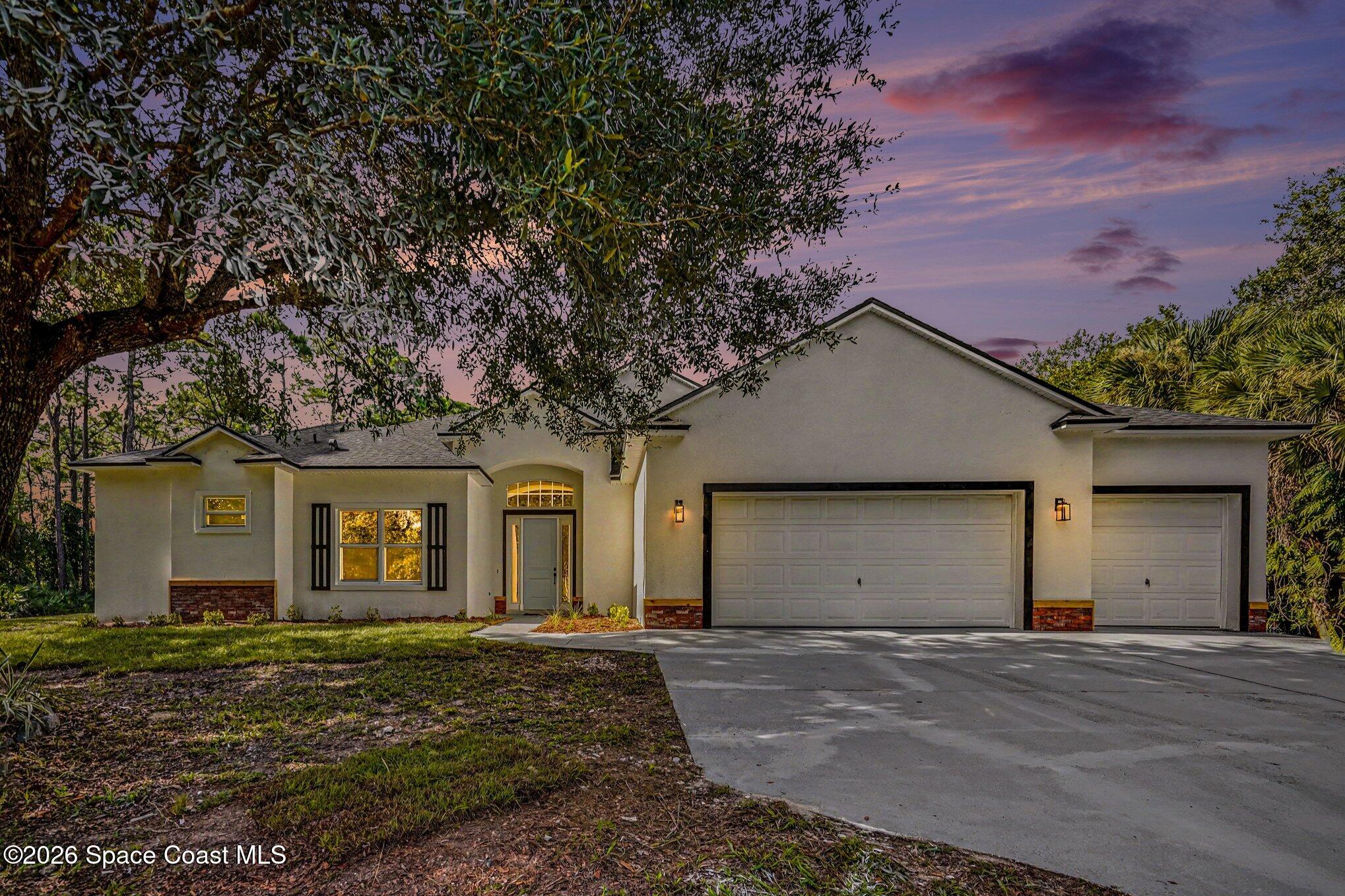 3025 Fawn Lake Boulevard — photo