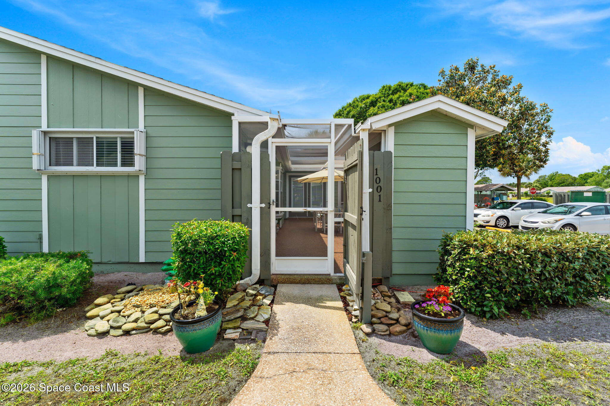 1950 Quail Ridge Court 1001 — photo