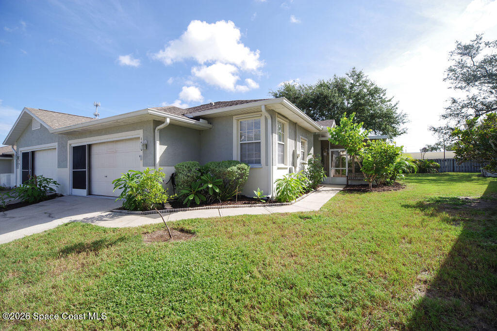 1620 Derby Lane — photo
