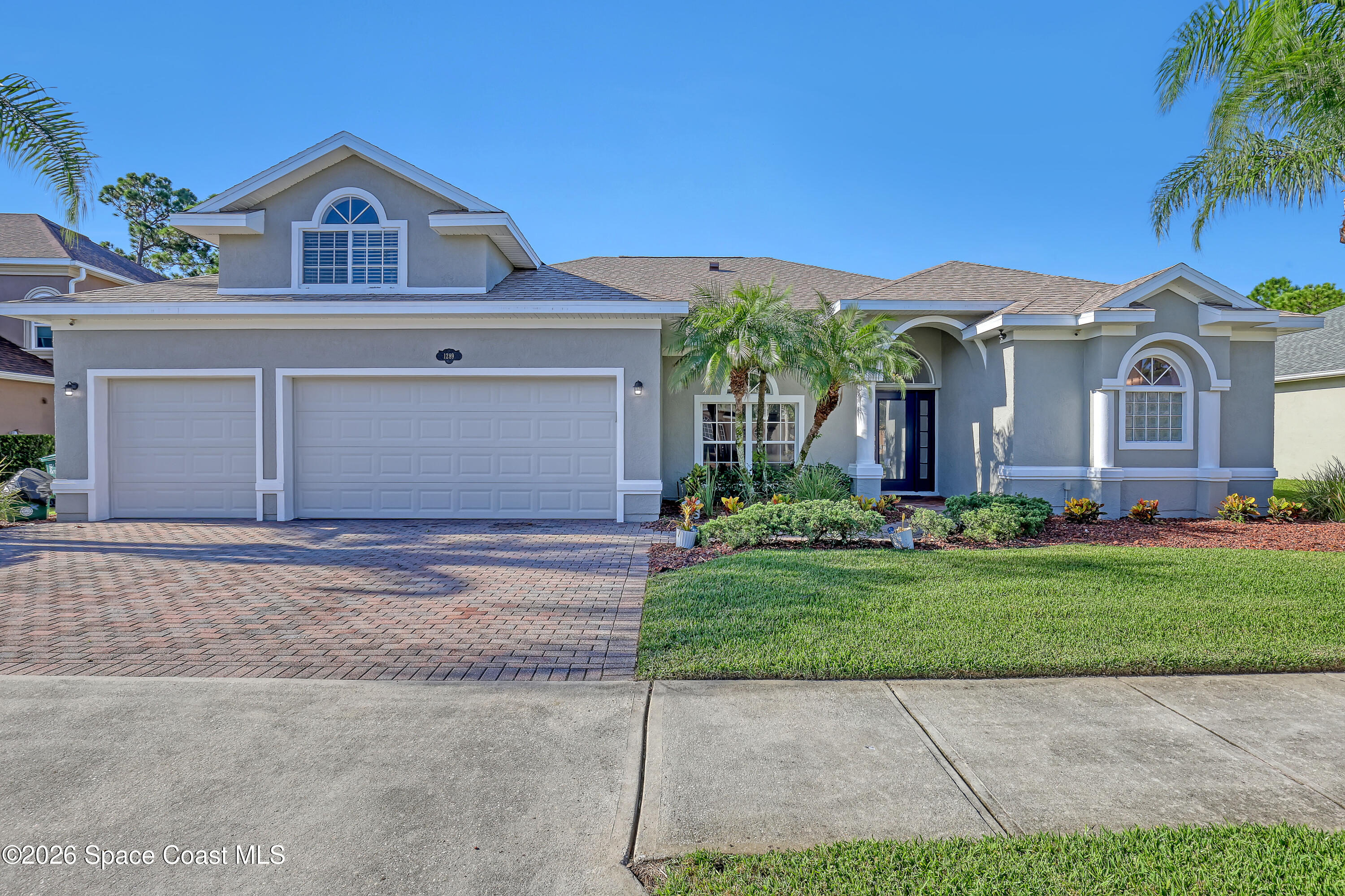 1289 Tipperary Drive — photo