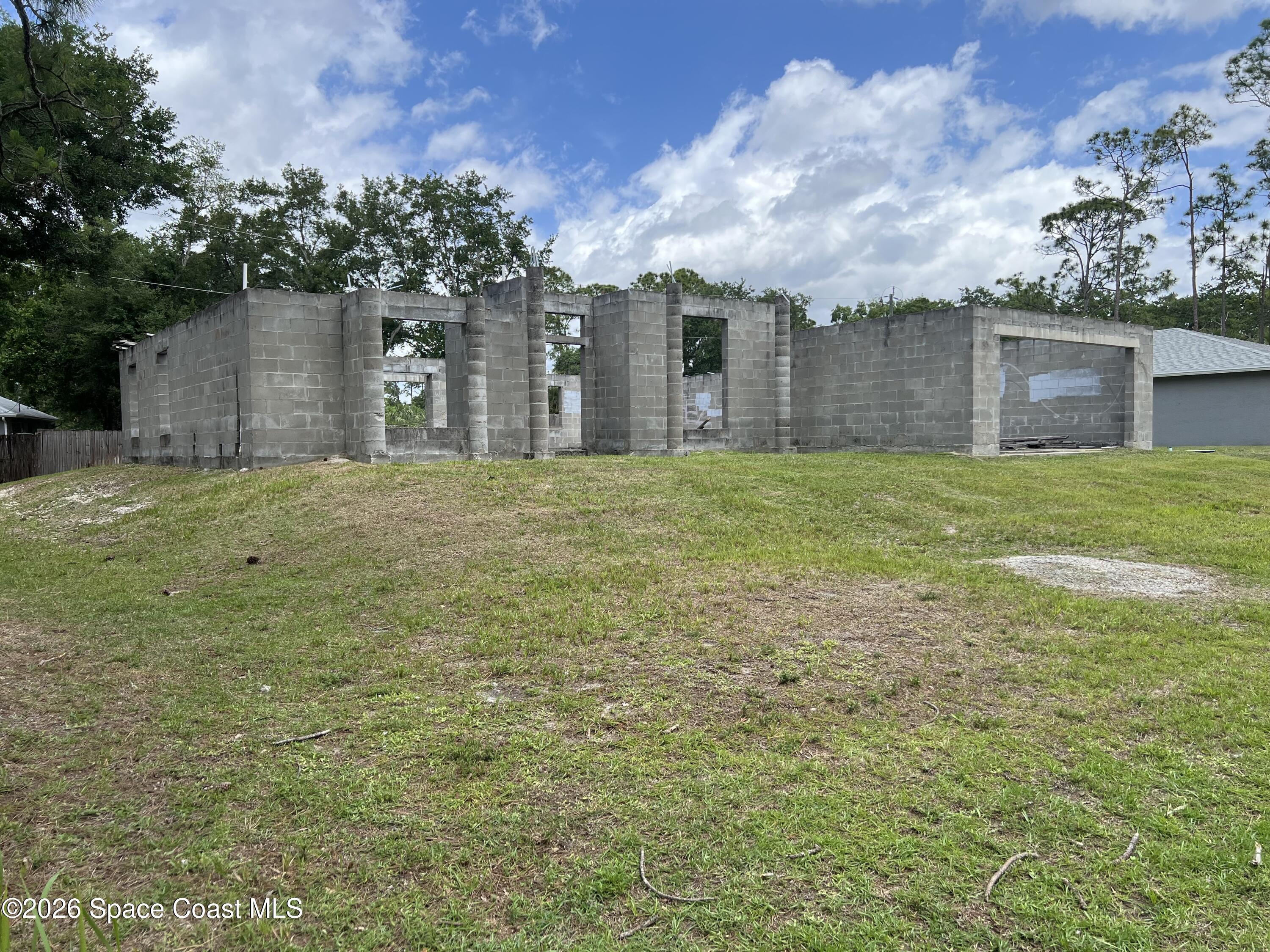 765 Carousel Street SE — photo