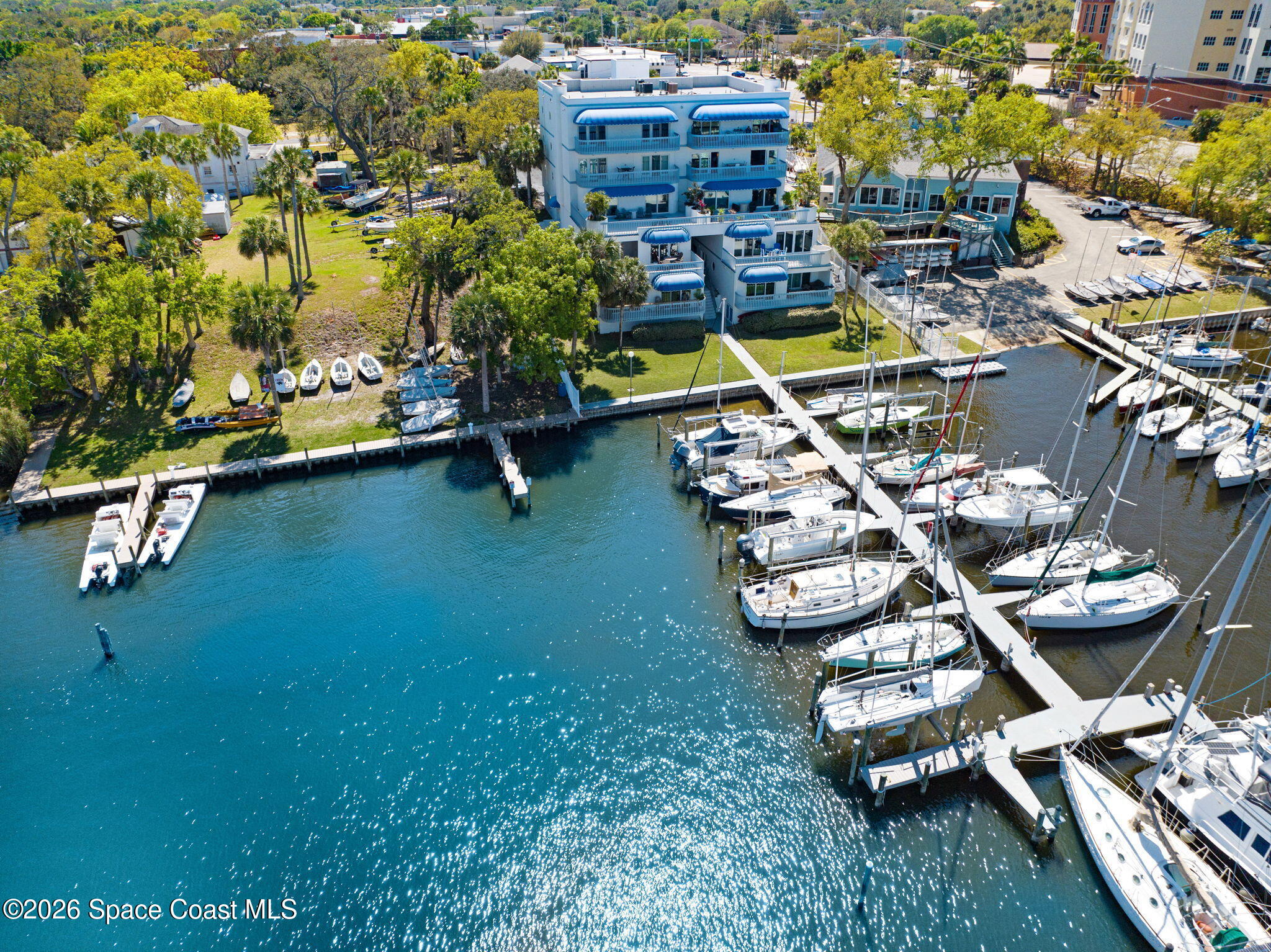1208 E River Drive 502 — photo