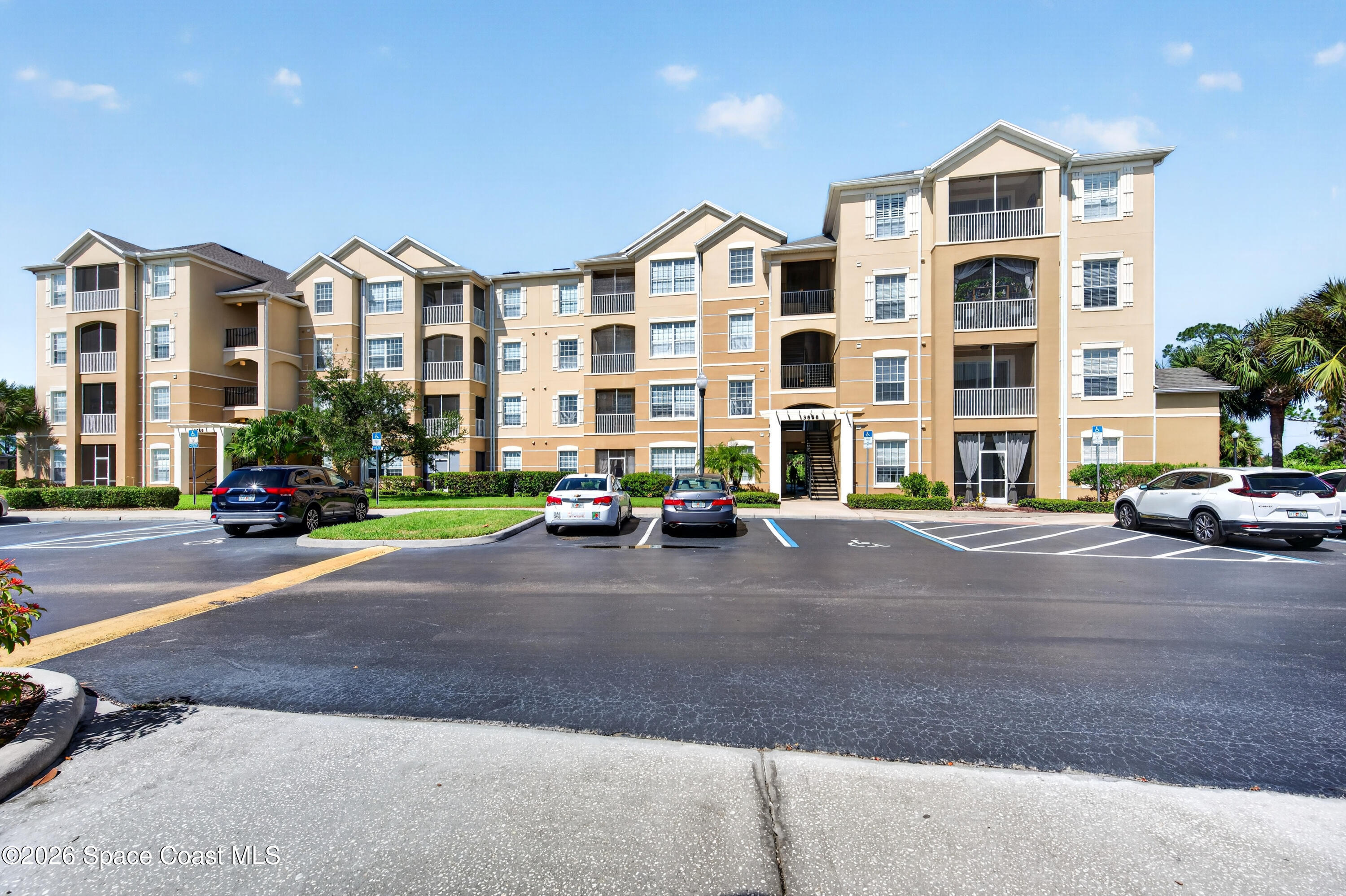 3868 Lexmark Lane 206 — photo