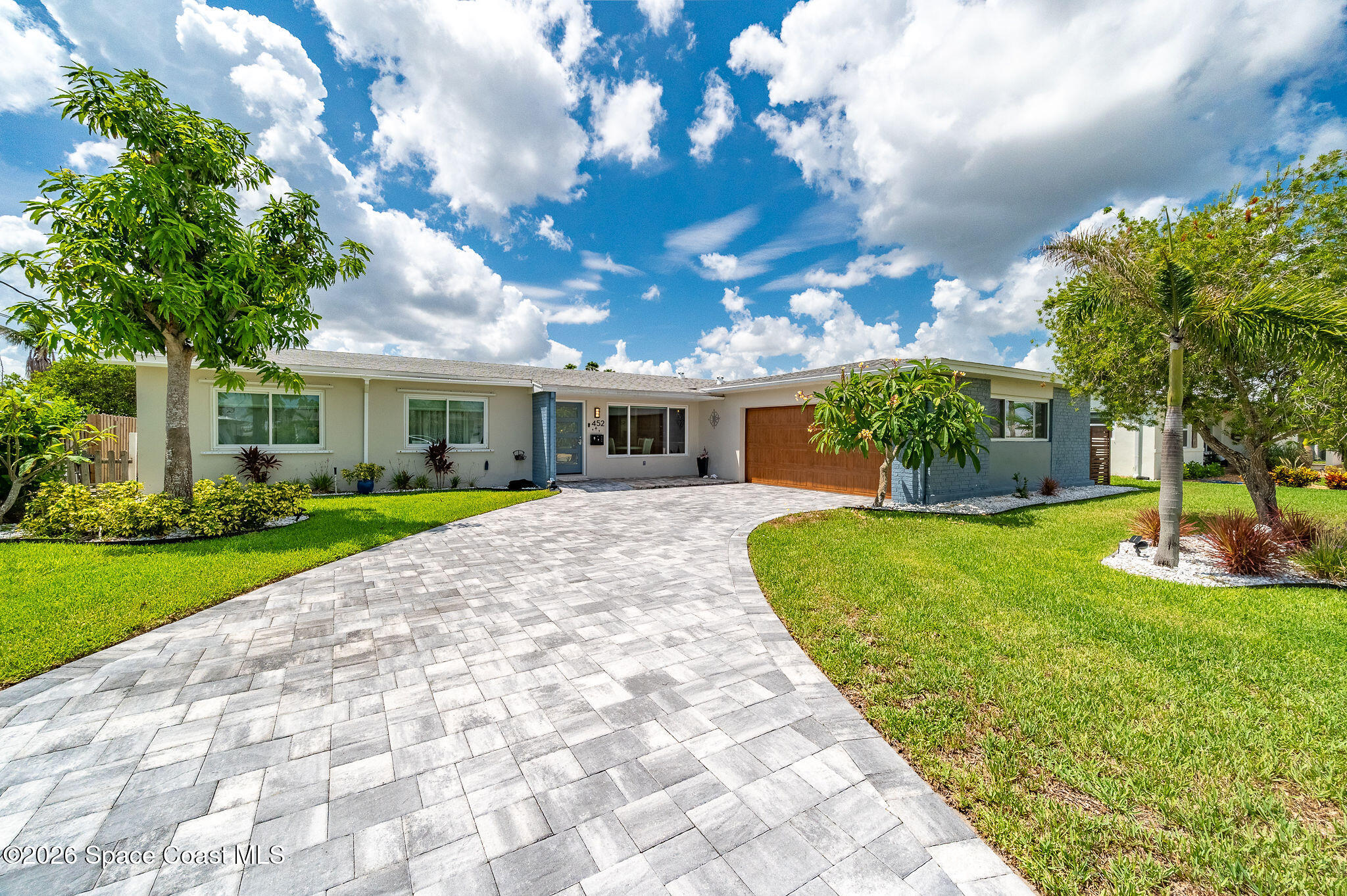 452 Cardinal Drive — photo