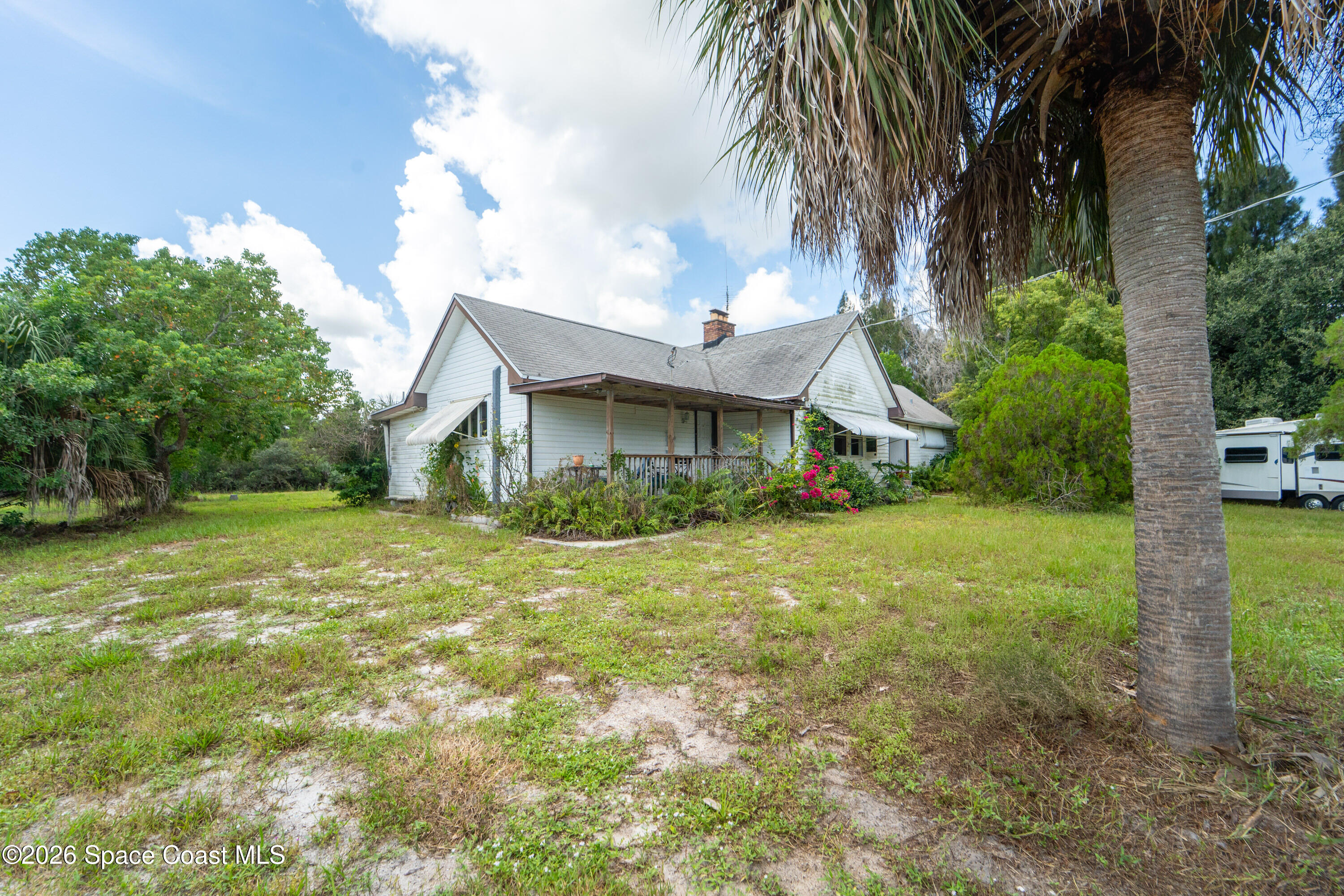 6715 Whispering Pines Lane — photo