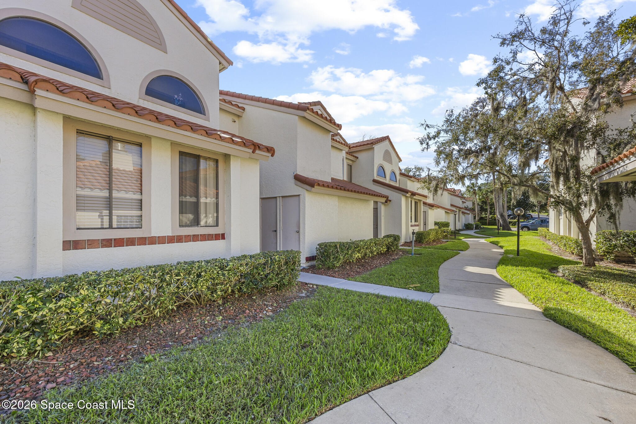 1141 Country Club Drive 1012 — photo