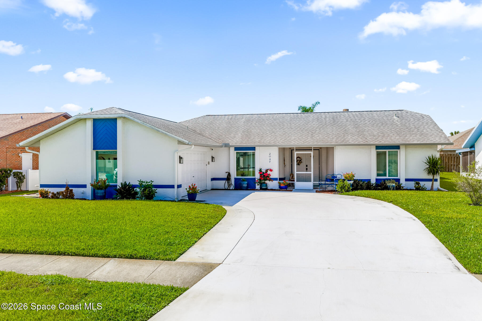 2047 Bottlebrush Drive — photo