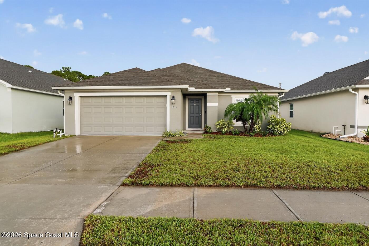 1028 Corbin Circle SW — photo