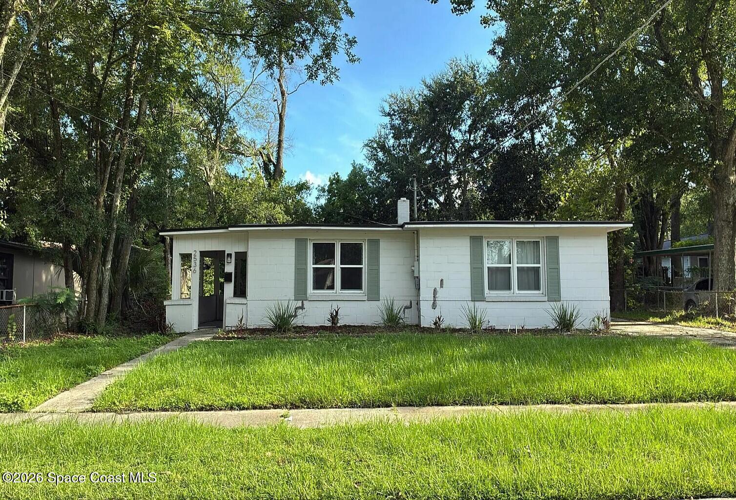 2536 Beaverbrook Place — photo