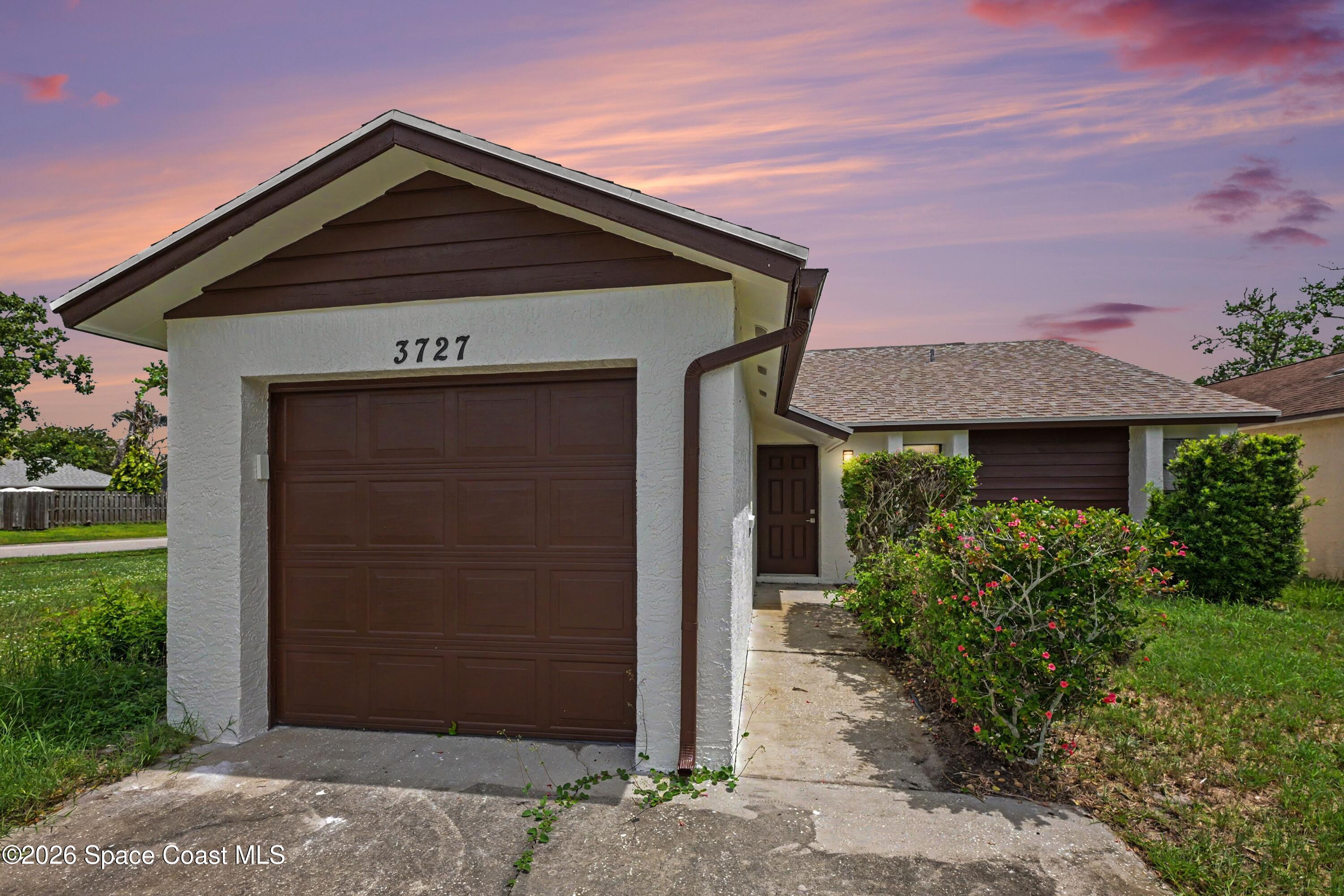 3727 Teakwood Court SW — photo
