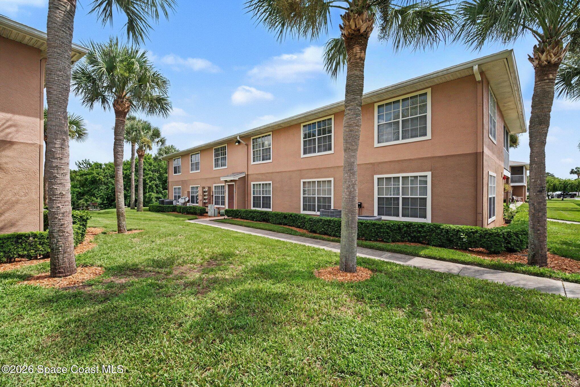 1821 Long Iron Drive 422 — photo