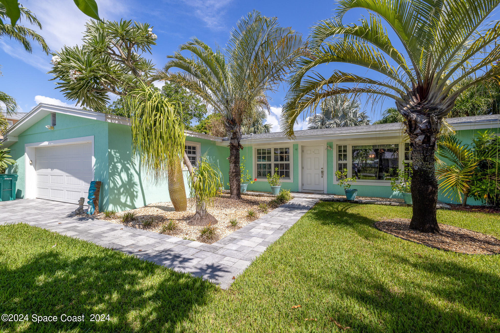 403 N Neptune Drive — photo