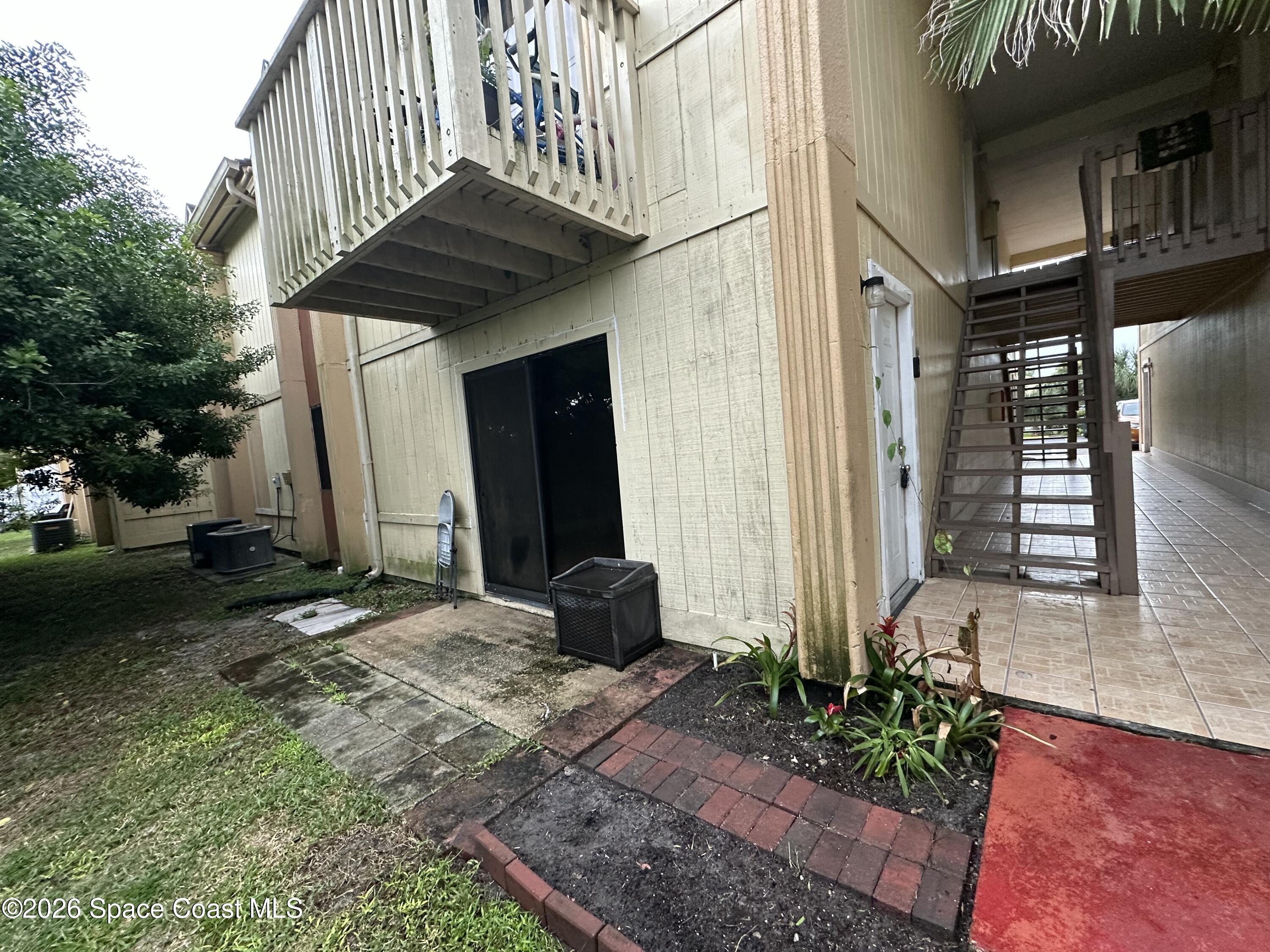 2101 Forest Knoll Drive NE 103 — photo