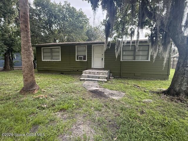 332 Palm Avenue — photo