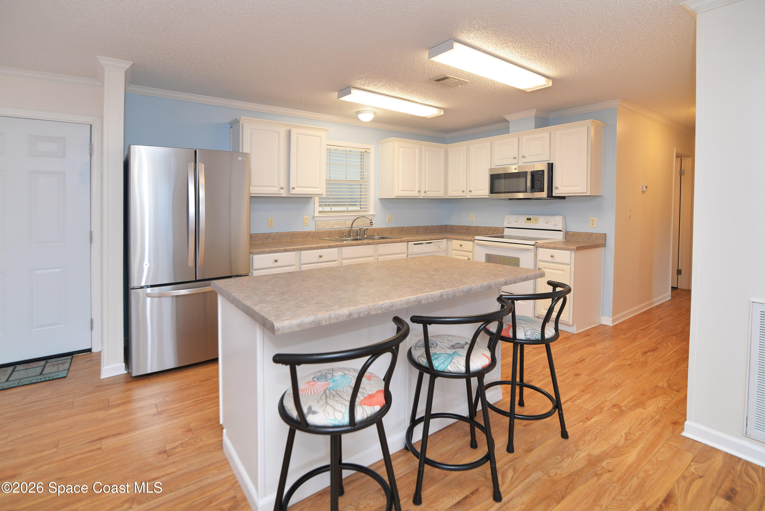 Home in Barefoot Bay, FL 32976 — photo 3