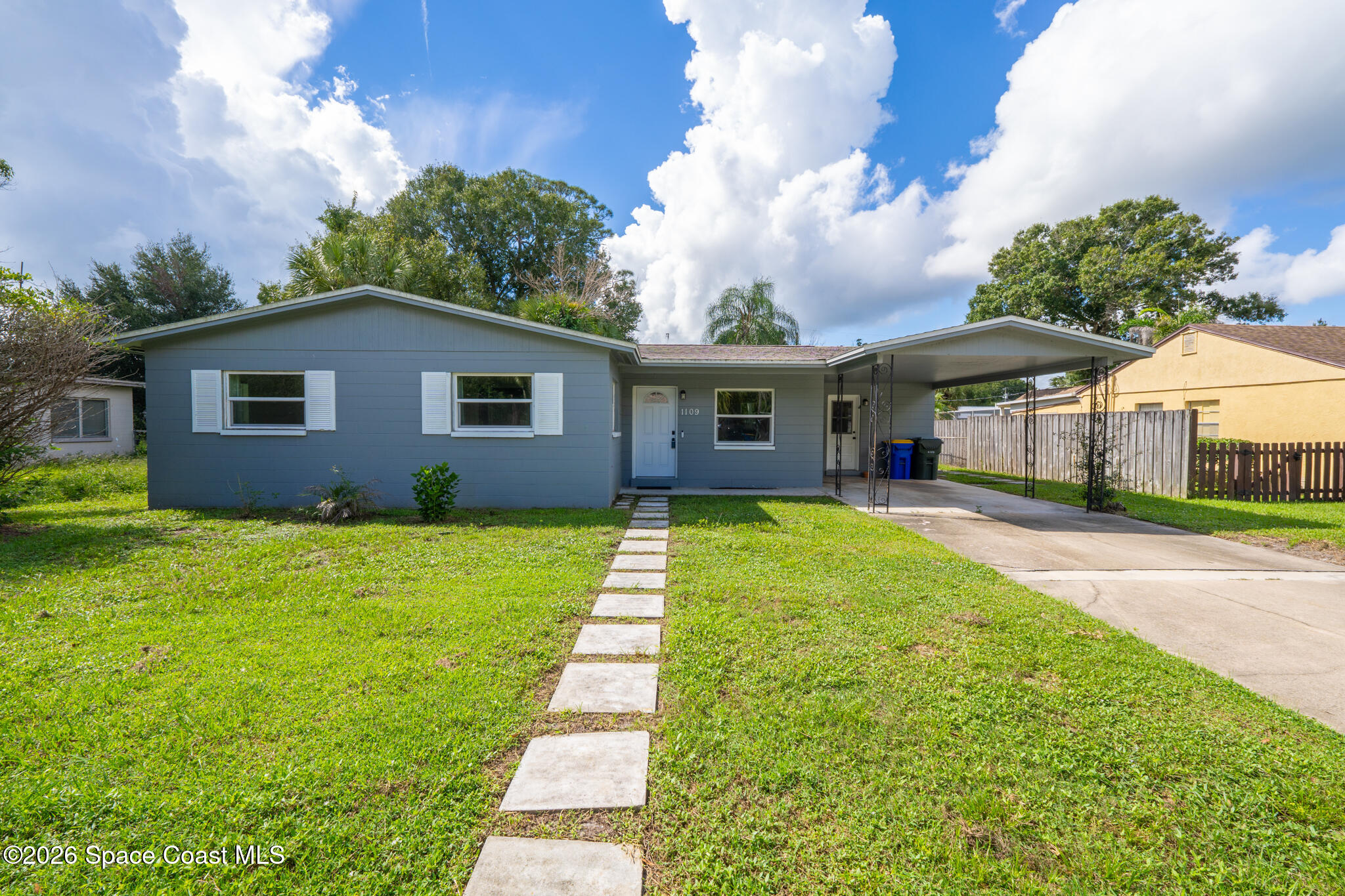1109 Pinedale Road — photo
