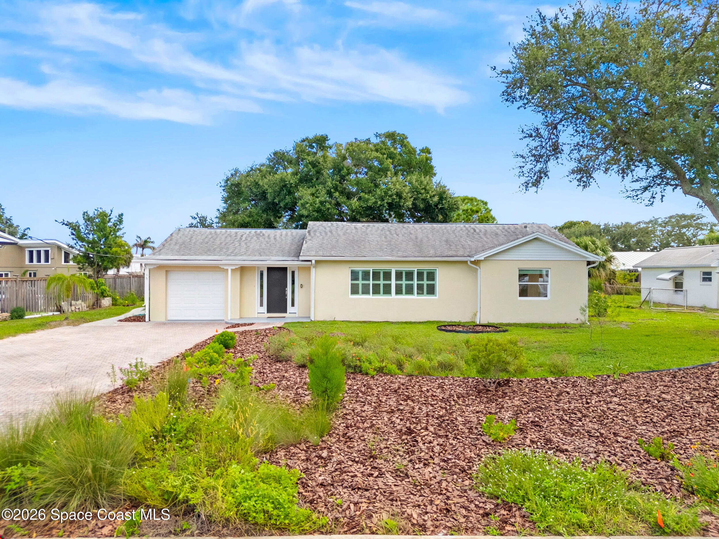 807 Ballard Drive — photo