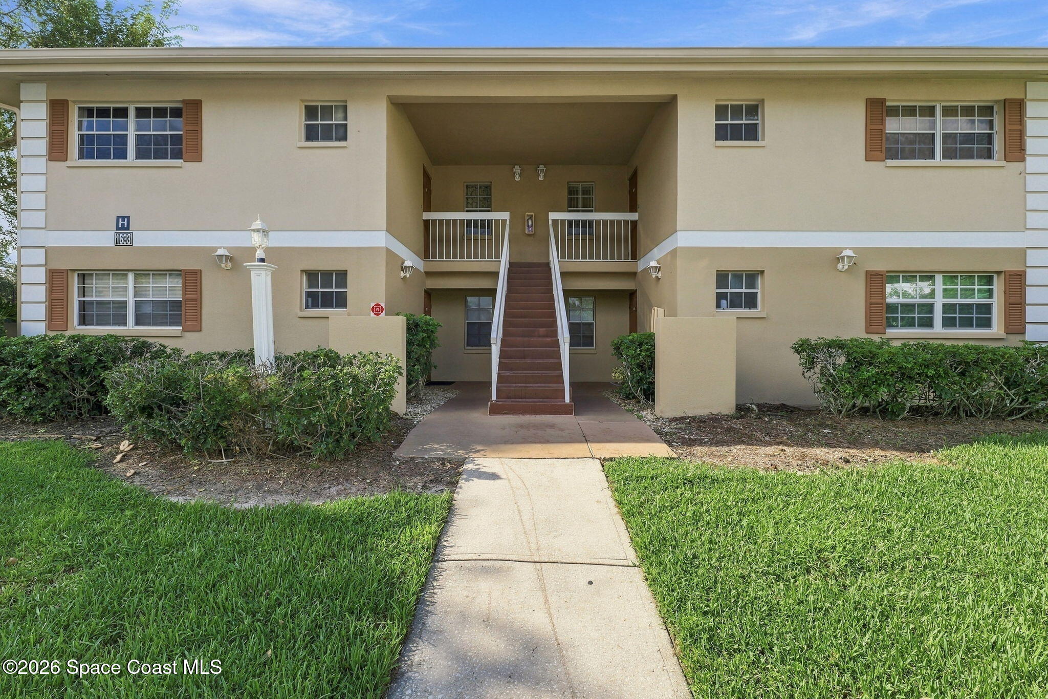 1633 Sunny Brook Lane NE H201 — photo