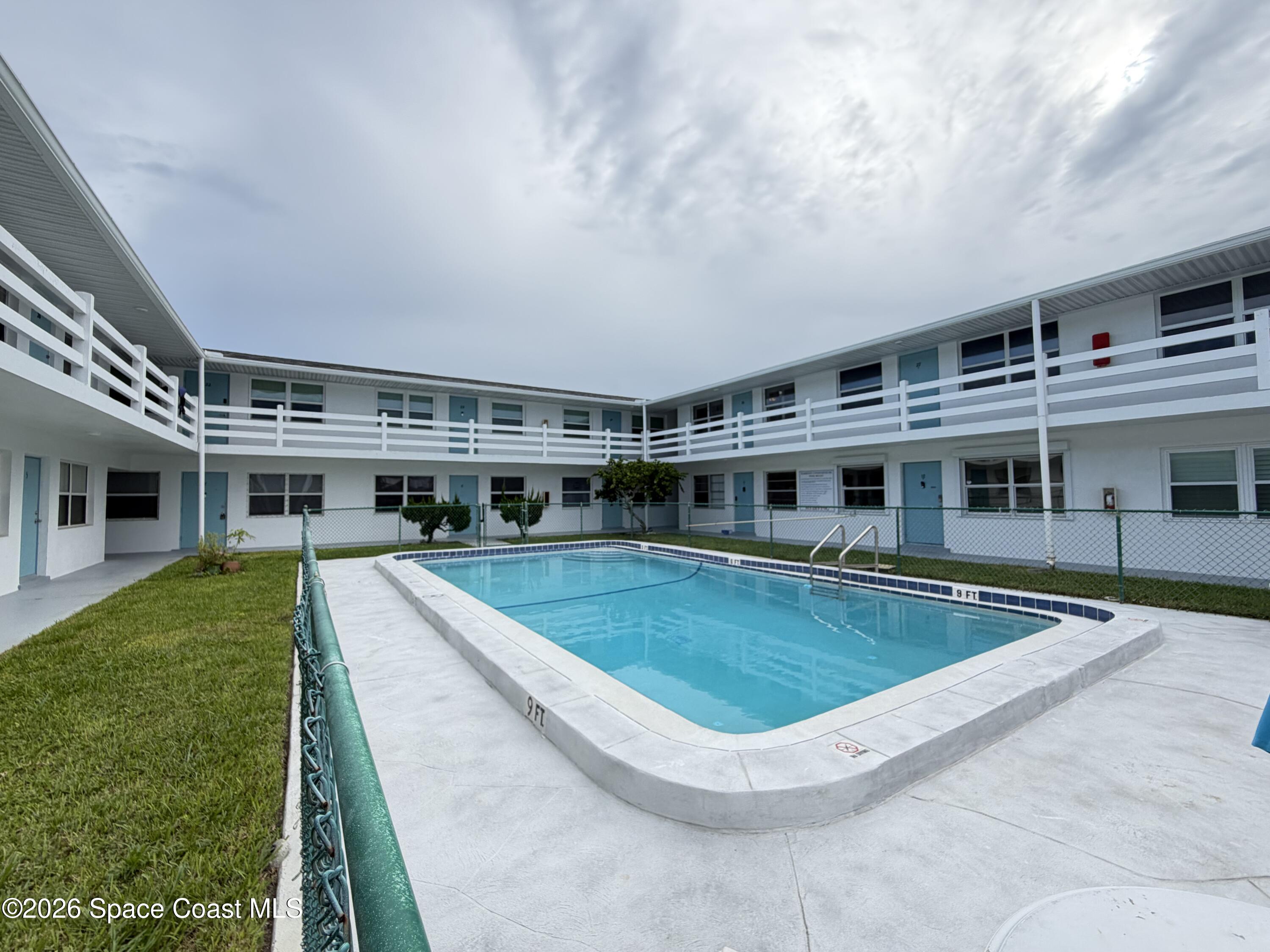 215 Circle Drive 3 — photo