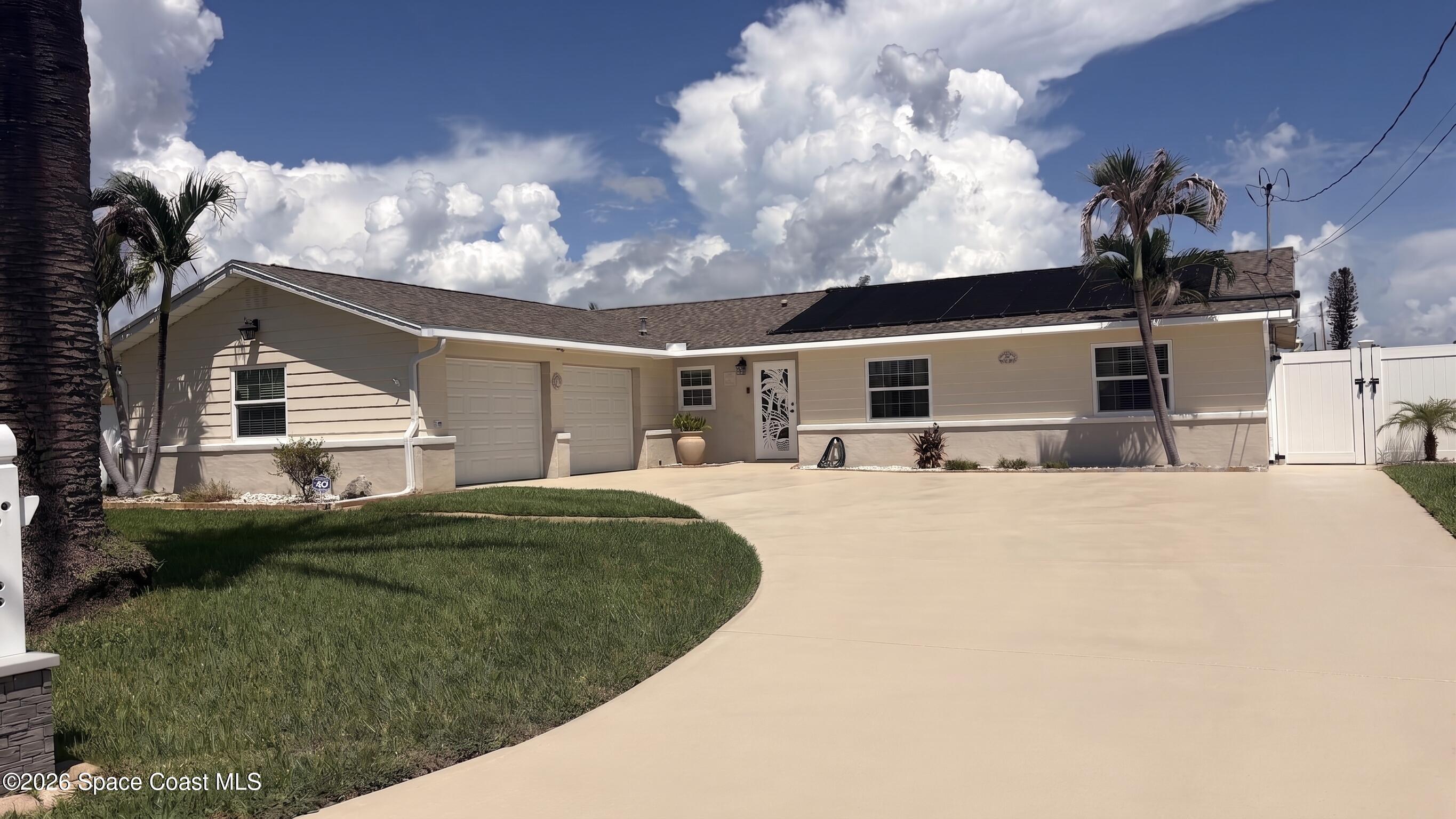 328 Carmine Drive — photo
