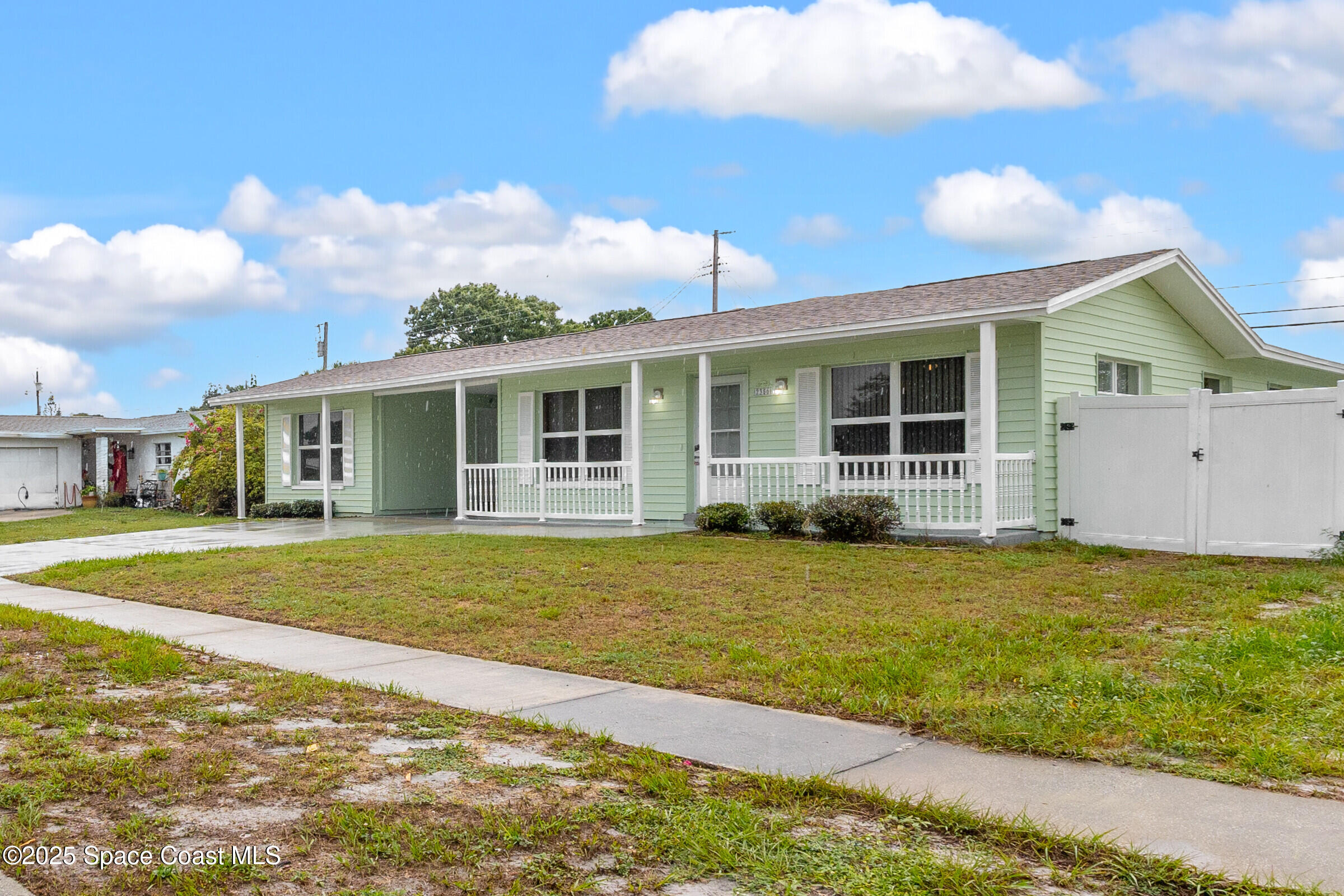 2356 Lakeview Drive — photo