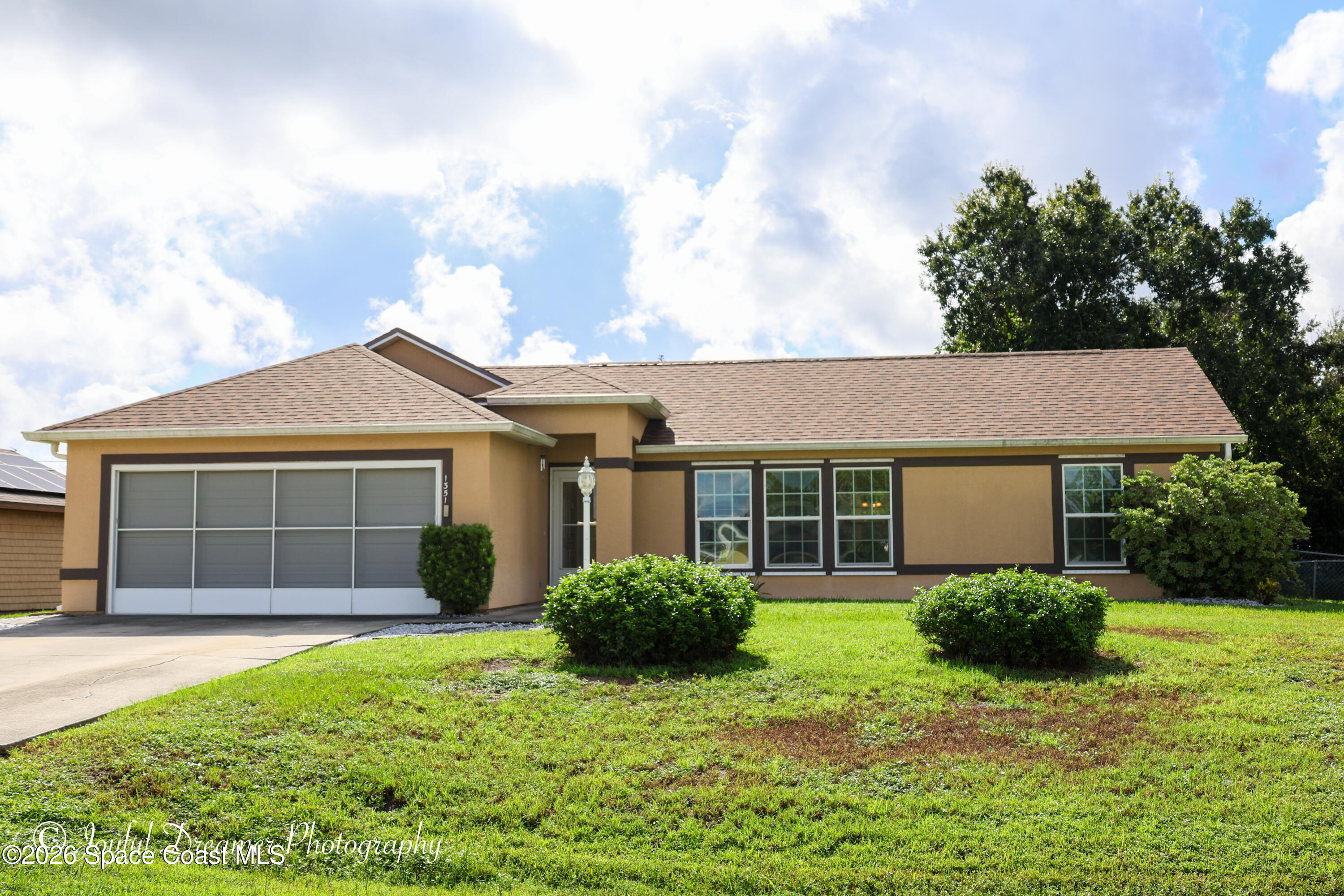1351 Emerson Drive NE — photo