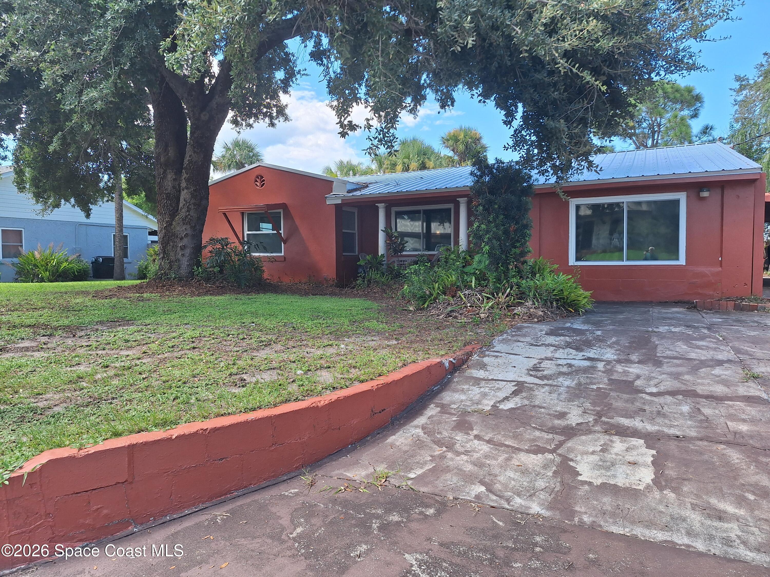 122 Beverly Street — photo