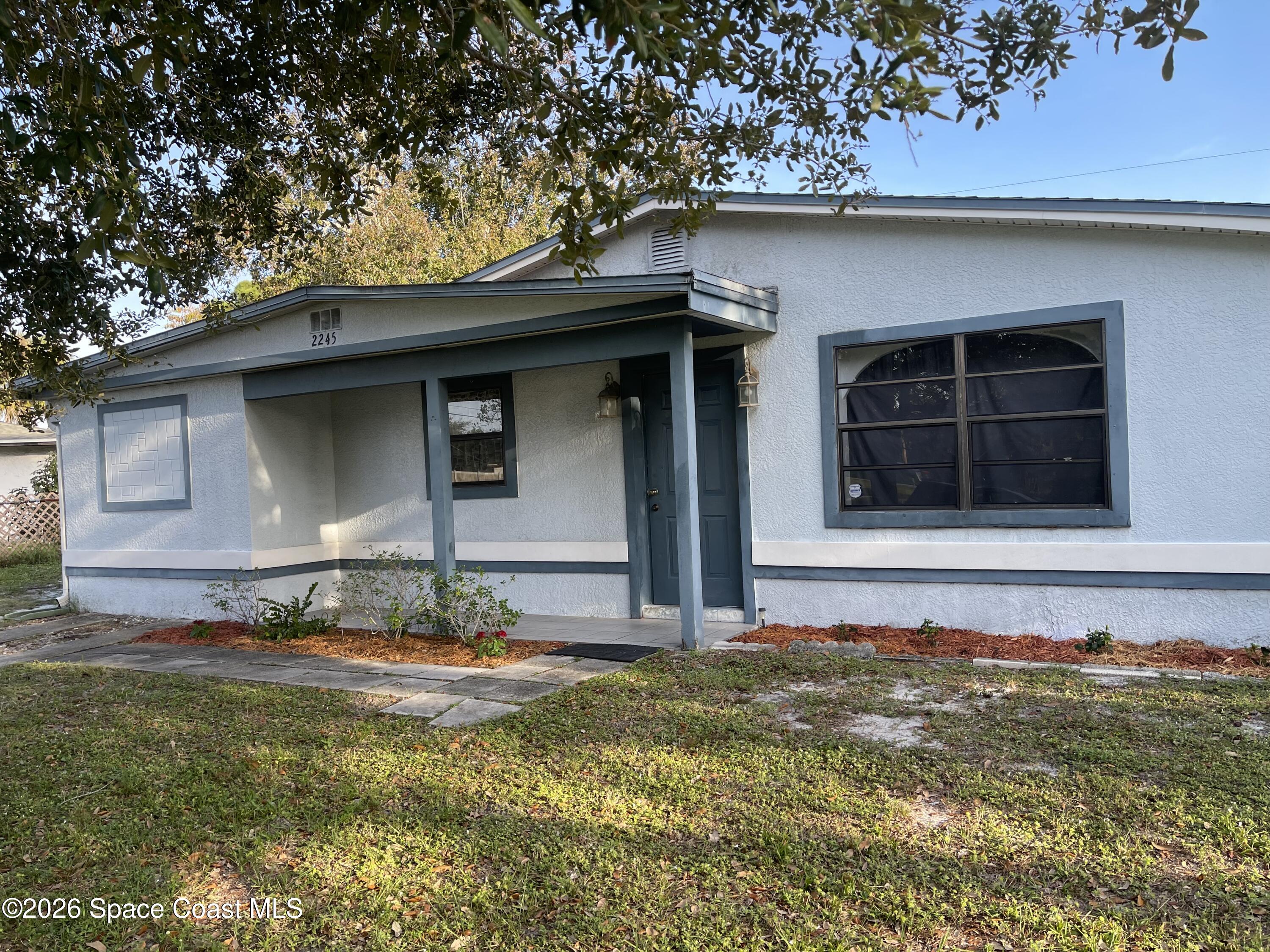 2245 Saint Swithin Lane — photo