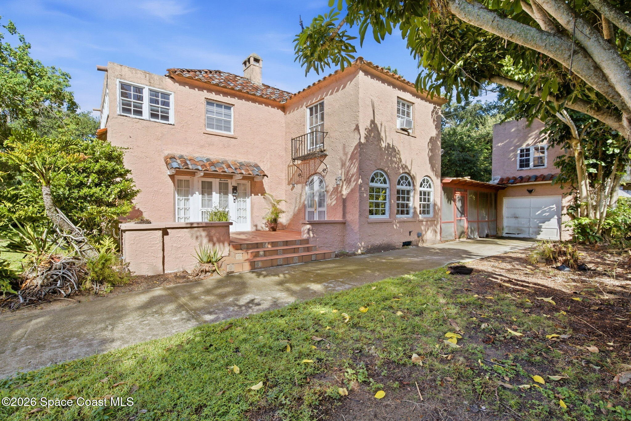 14 Valencia Road — photo