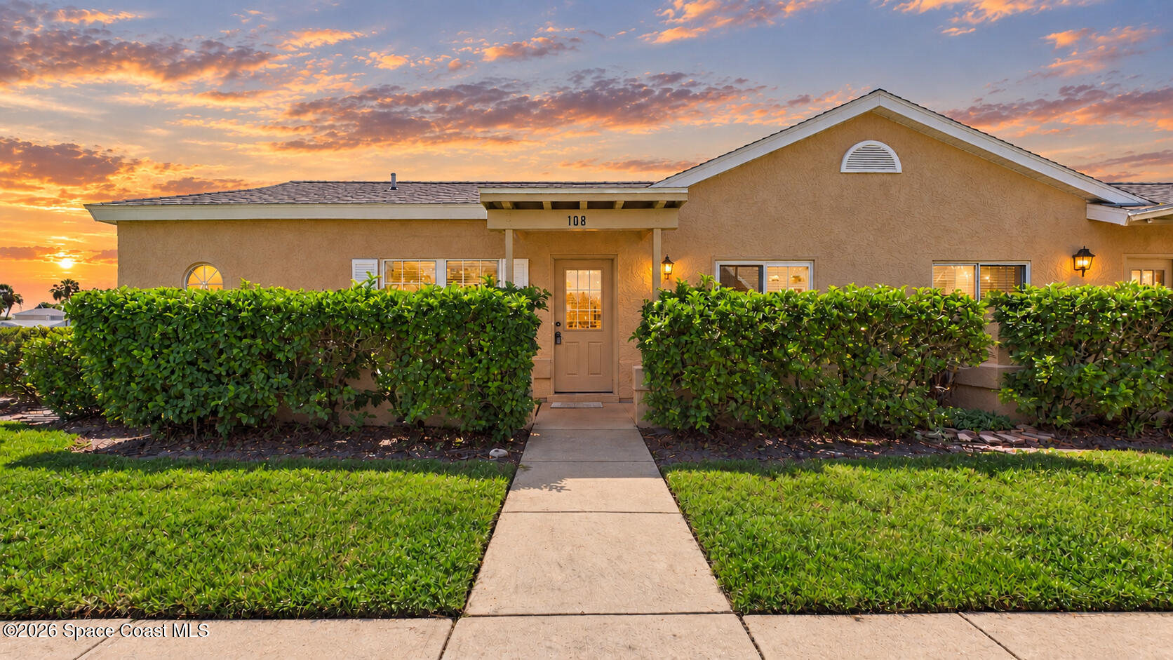 1415 Malibu Circle NE 108 — photo