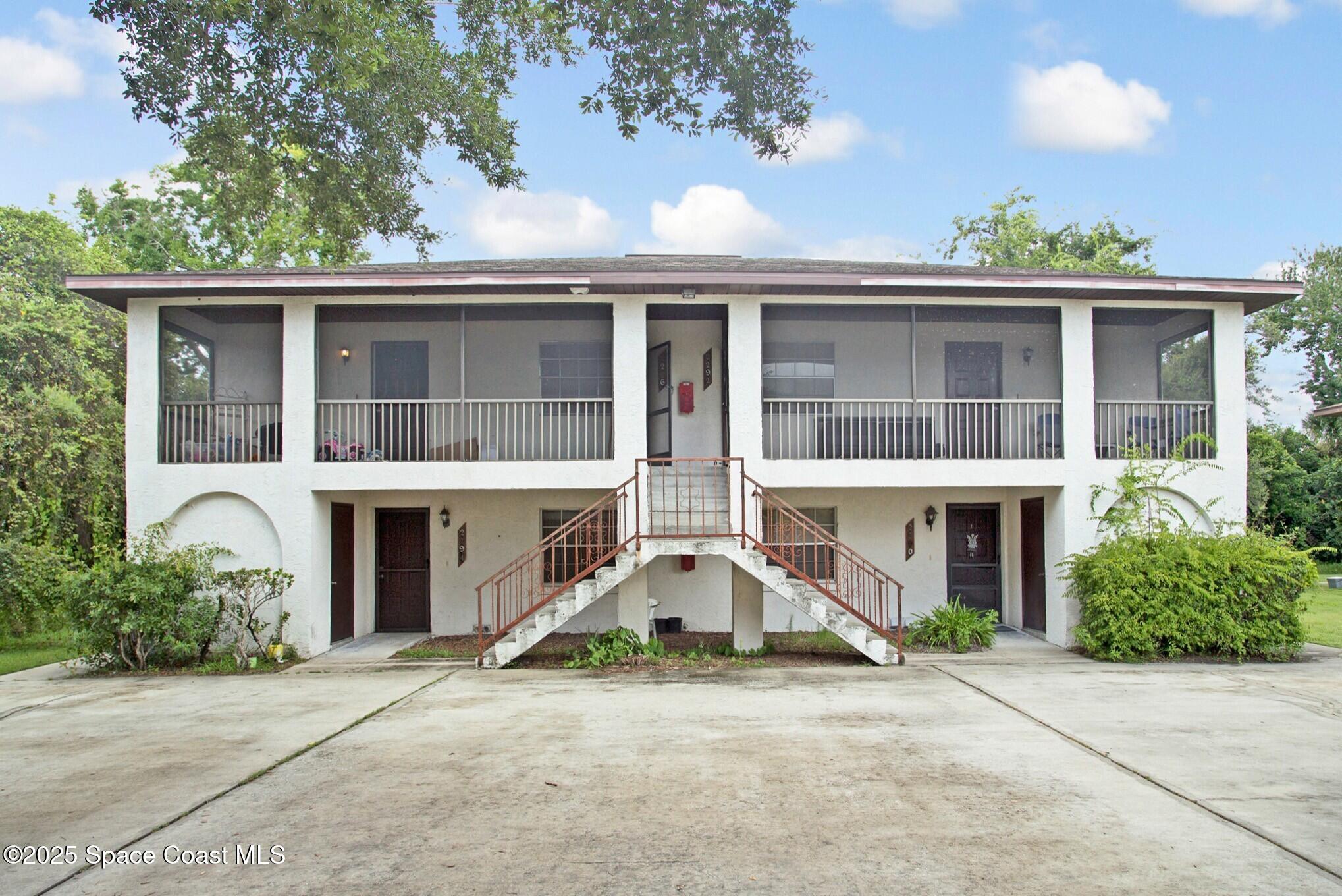 2290 Fox Hollow Drive — photo