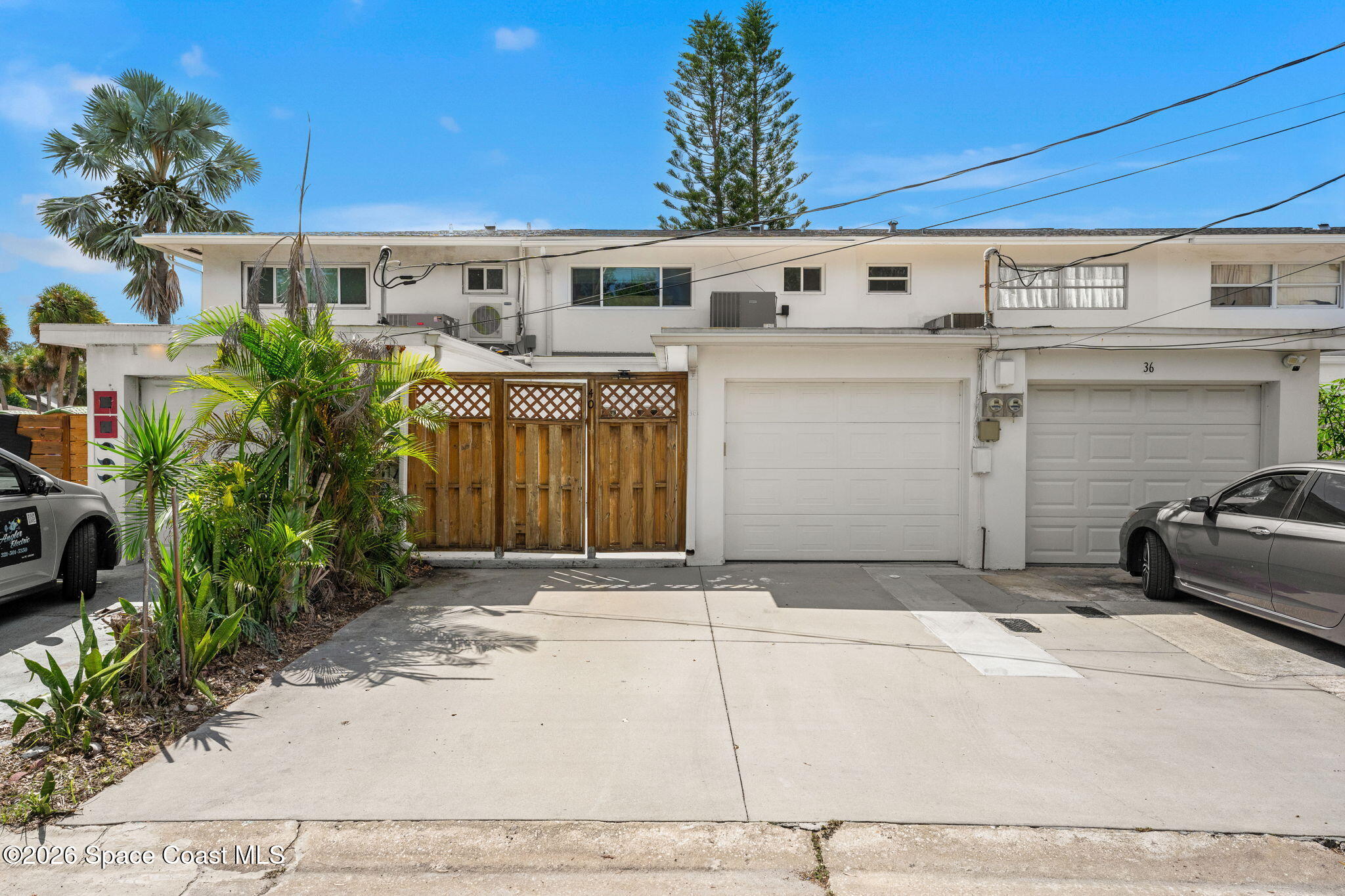 40 Adams Court — photo