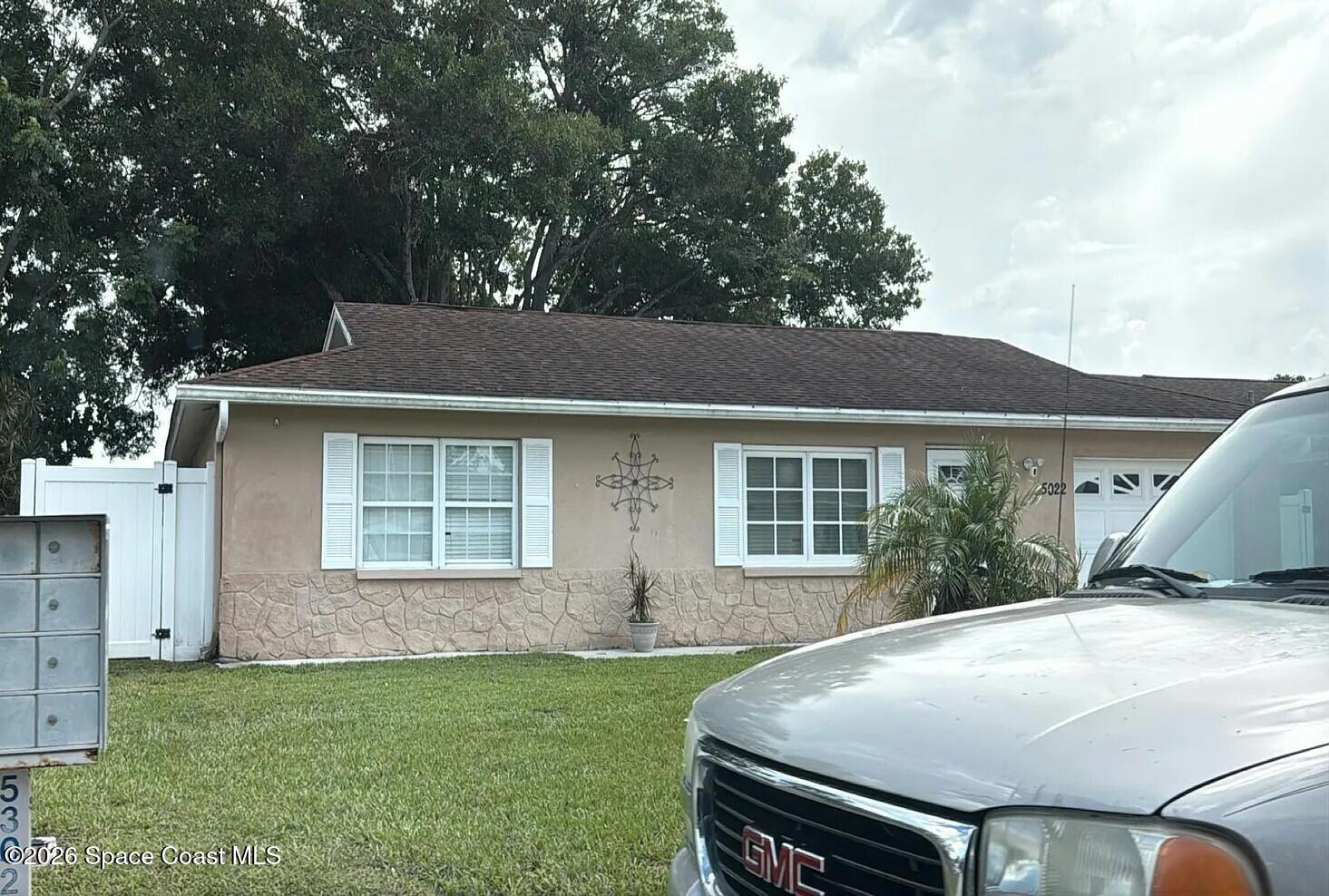 5022 Brookside Lane — photo