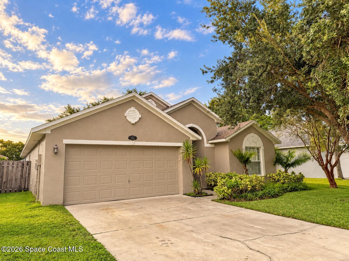 1044 Sedgewood Circle — photo