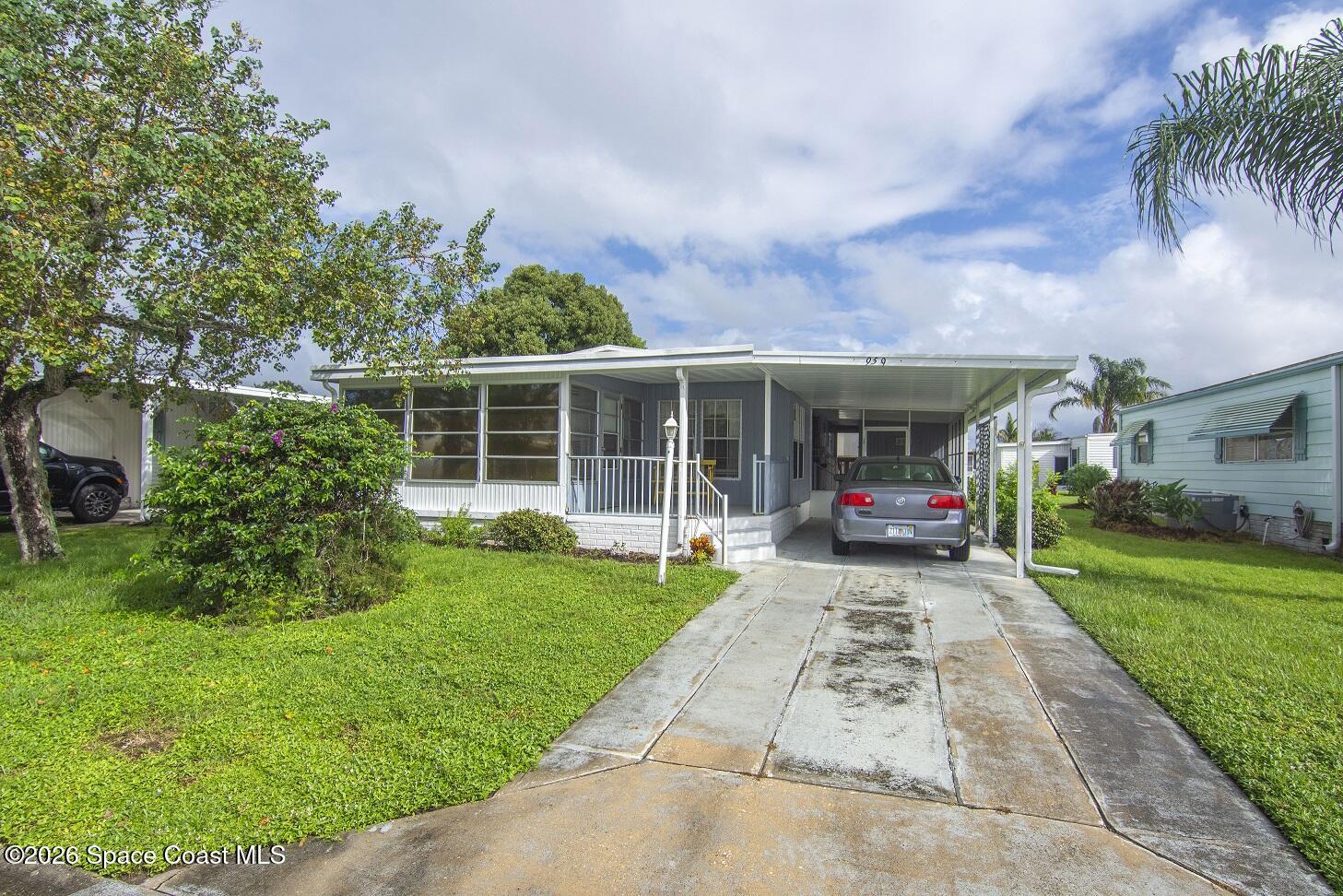 959 Laurel Circle — photo