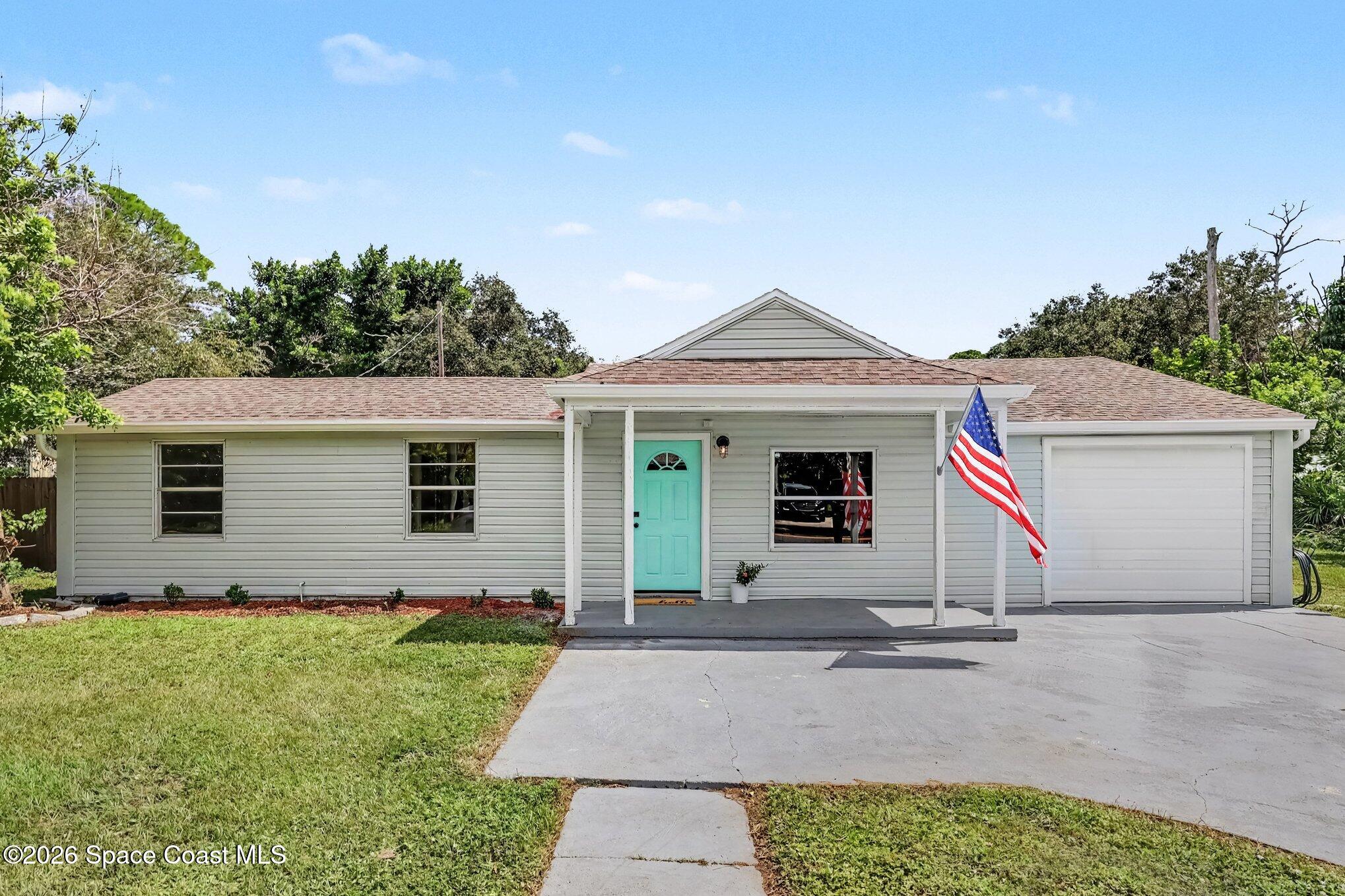 750 Newfound Harbor Drive — photo