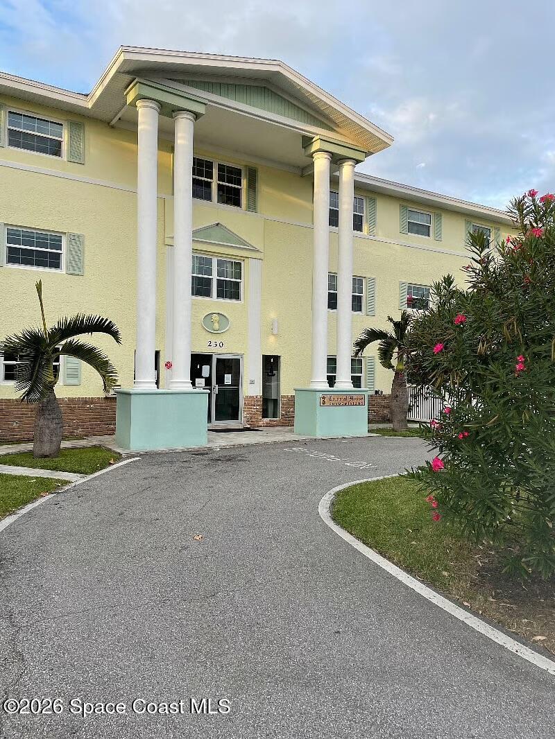 230 Columbia Drive 111 — photo