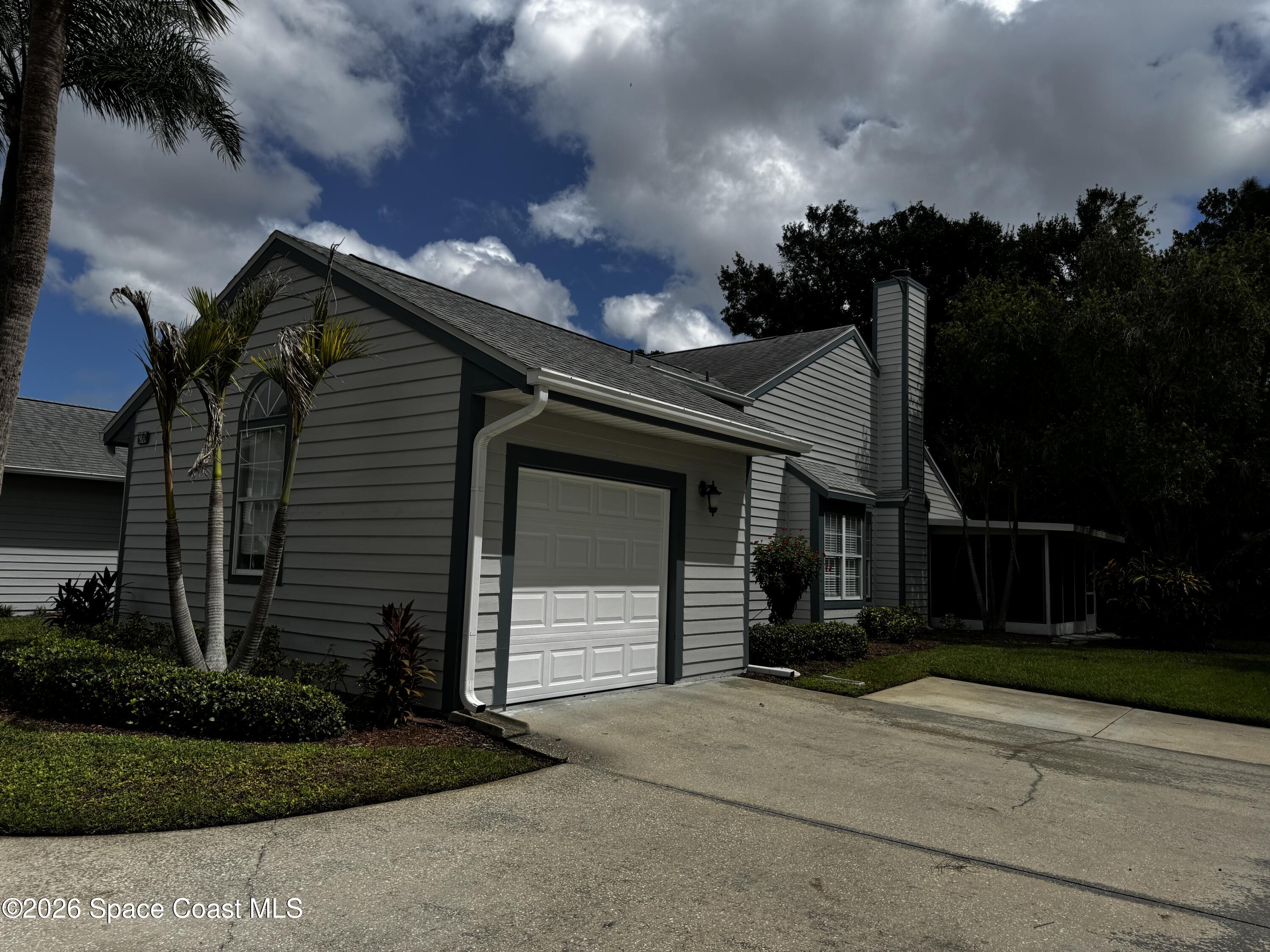 270 Lake In The Woods Drive 2-111 — photo