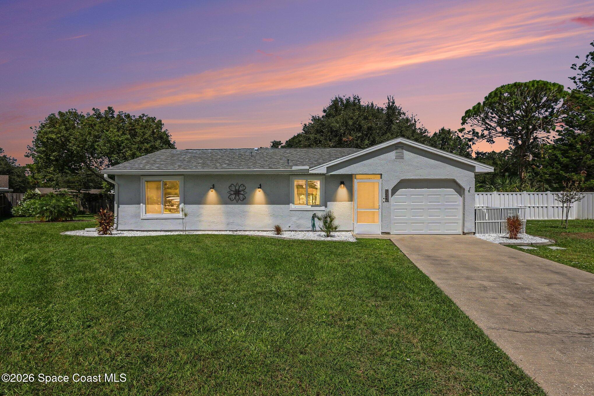 924 Gables Way — photo